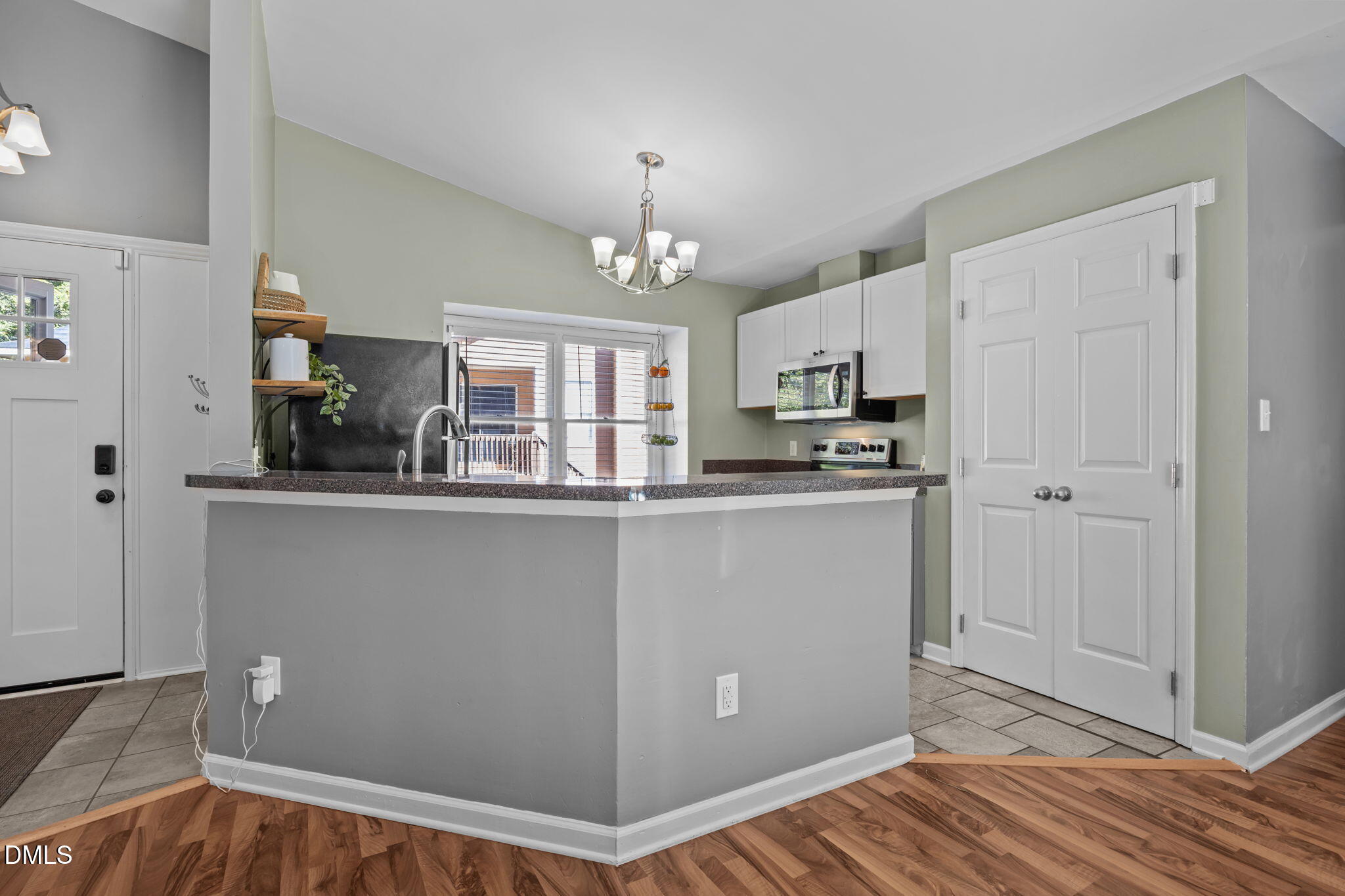 440 Dickens Drive
