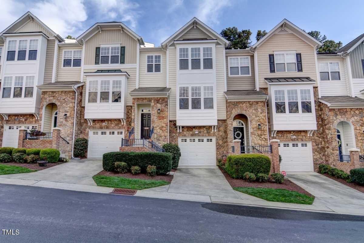 5113 Lady Of The Lake Drive