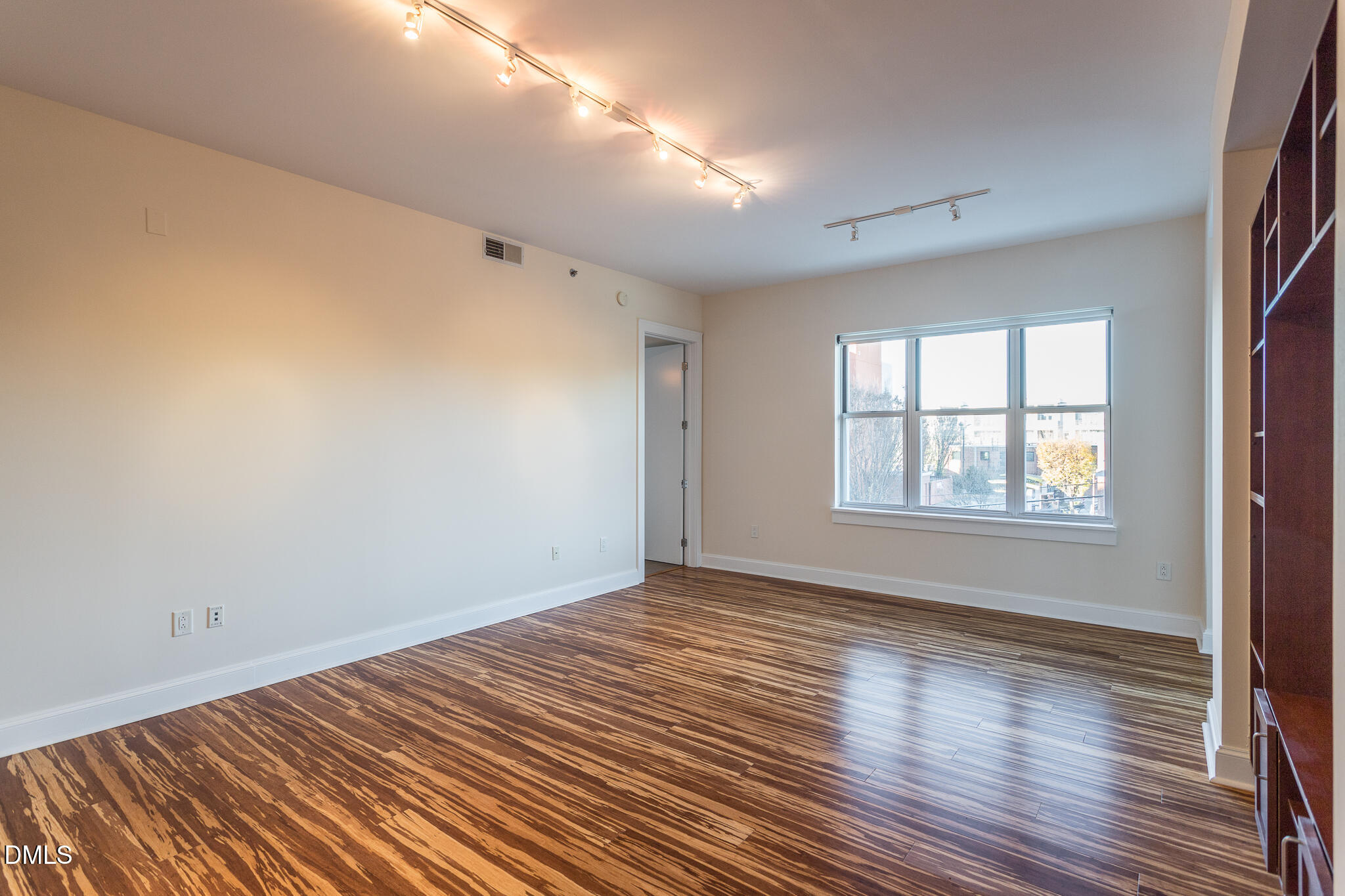 618 N Boylan Avenue 528
