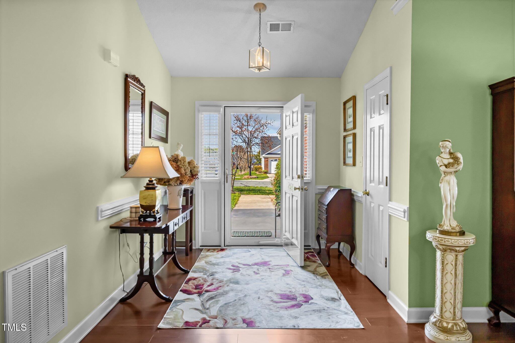 2424 Cambridge Road