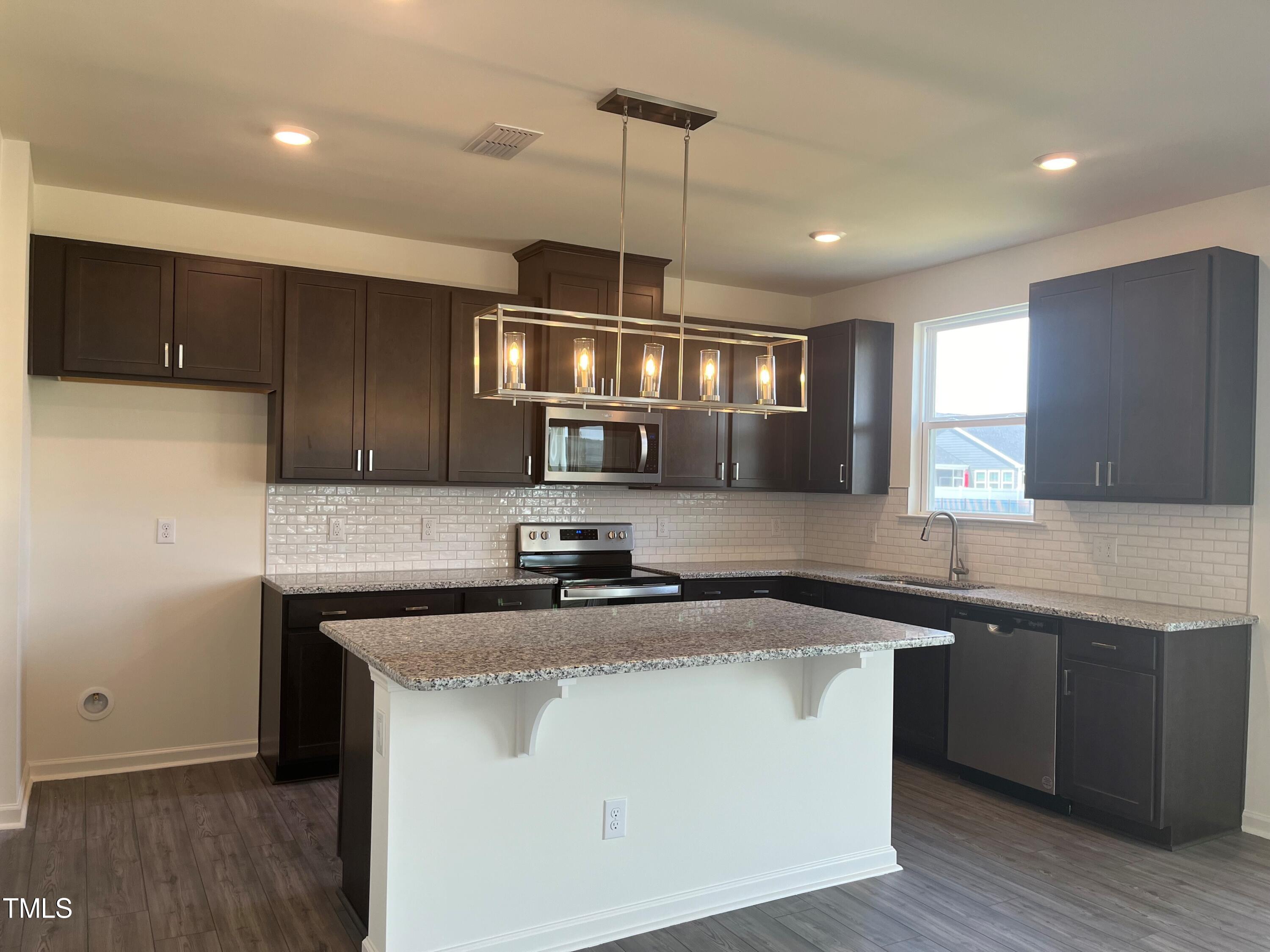 323 Chestnut Oak Lane