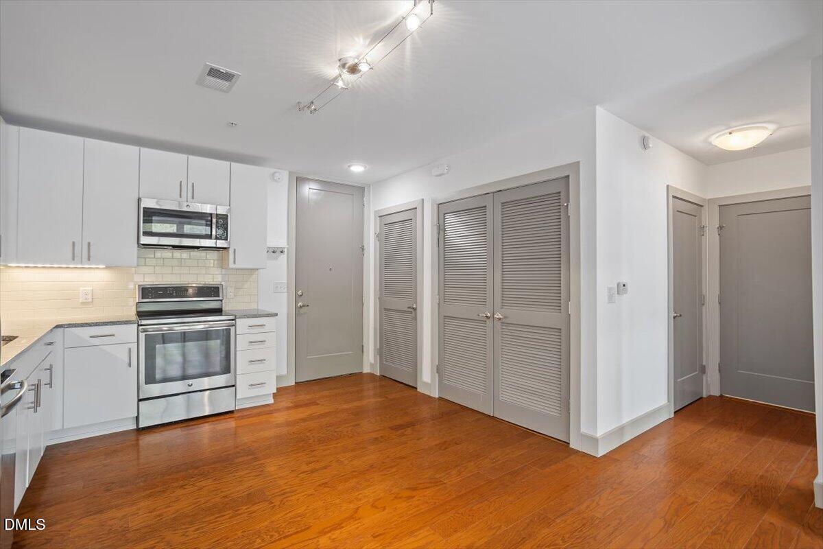 1300 Saint Marys Street 207