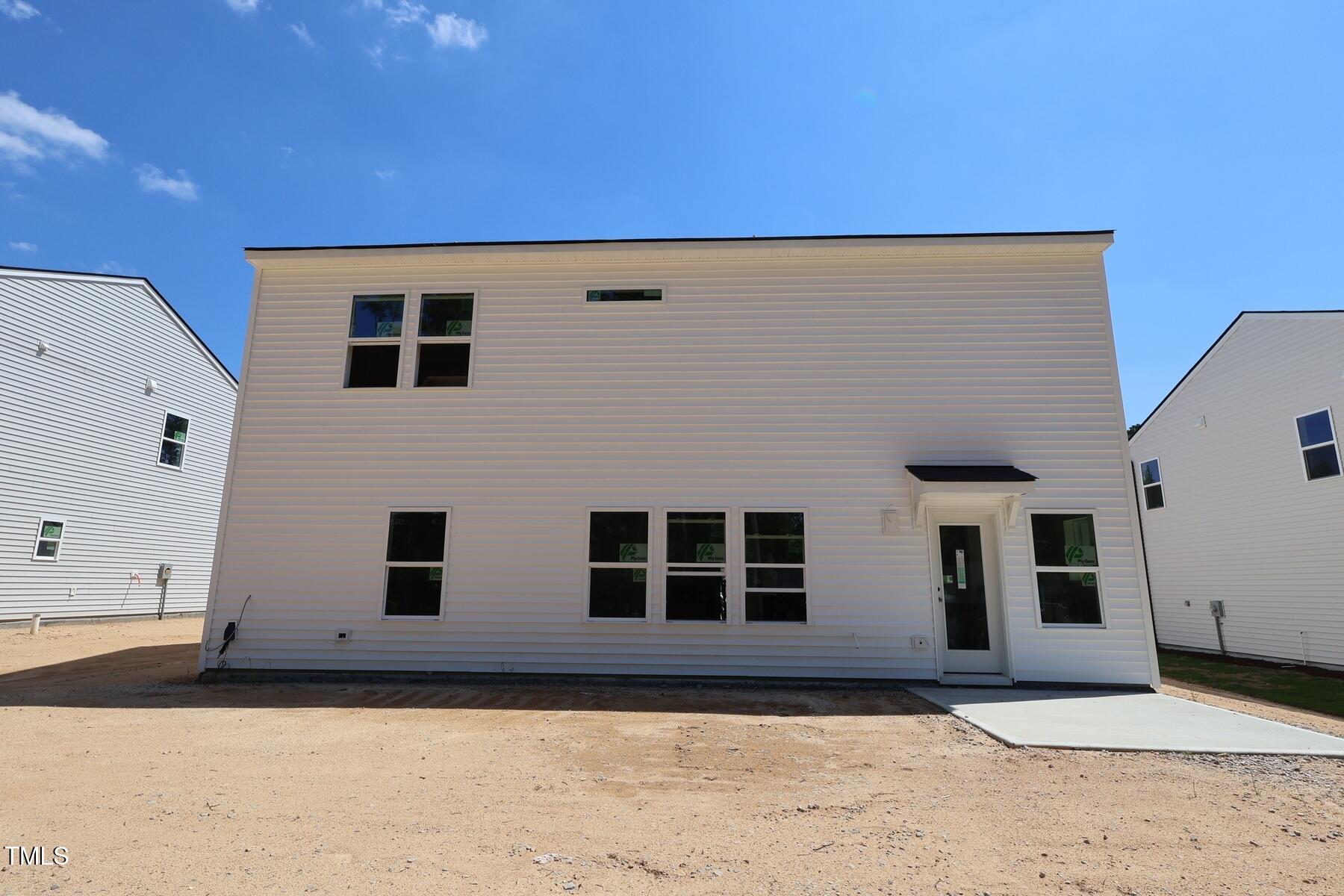 1233 Dimaggio Drive 7