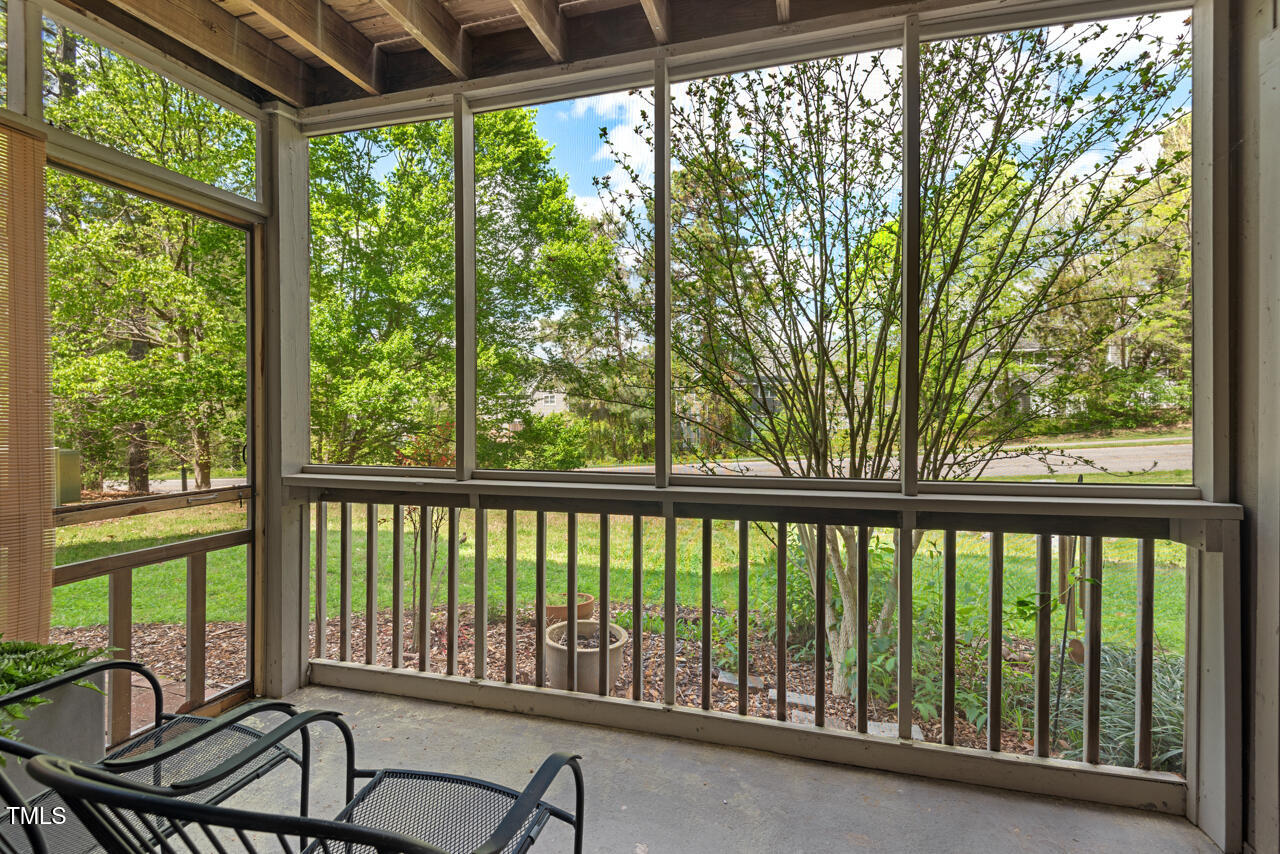 Durham, North Carolina 27713, United States, 2 Bedrooms Bedrooms, ,2 BathroomsBathrooms,Residential,Pending,108568