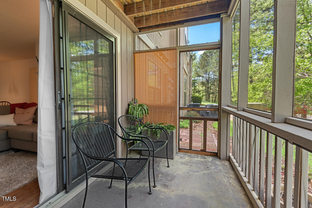 Durham, North Carolina 27713, United States, 2 Bedrooms Bedrooms, ,2 BathroomsBathrooms,Residential,Pending,108568