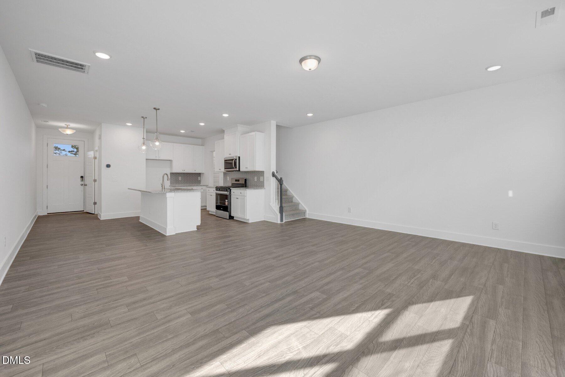 20 Serpens Drive 223