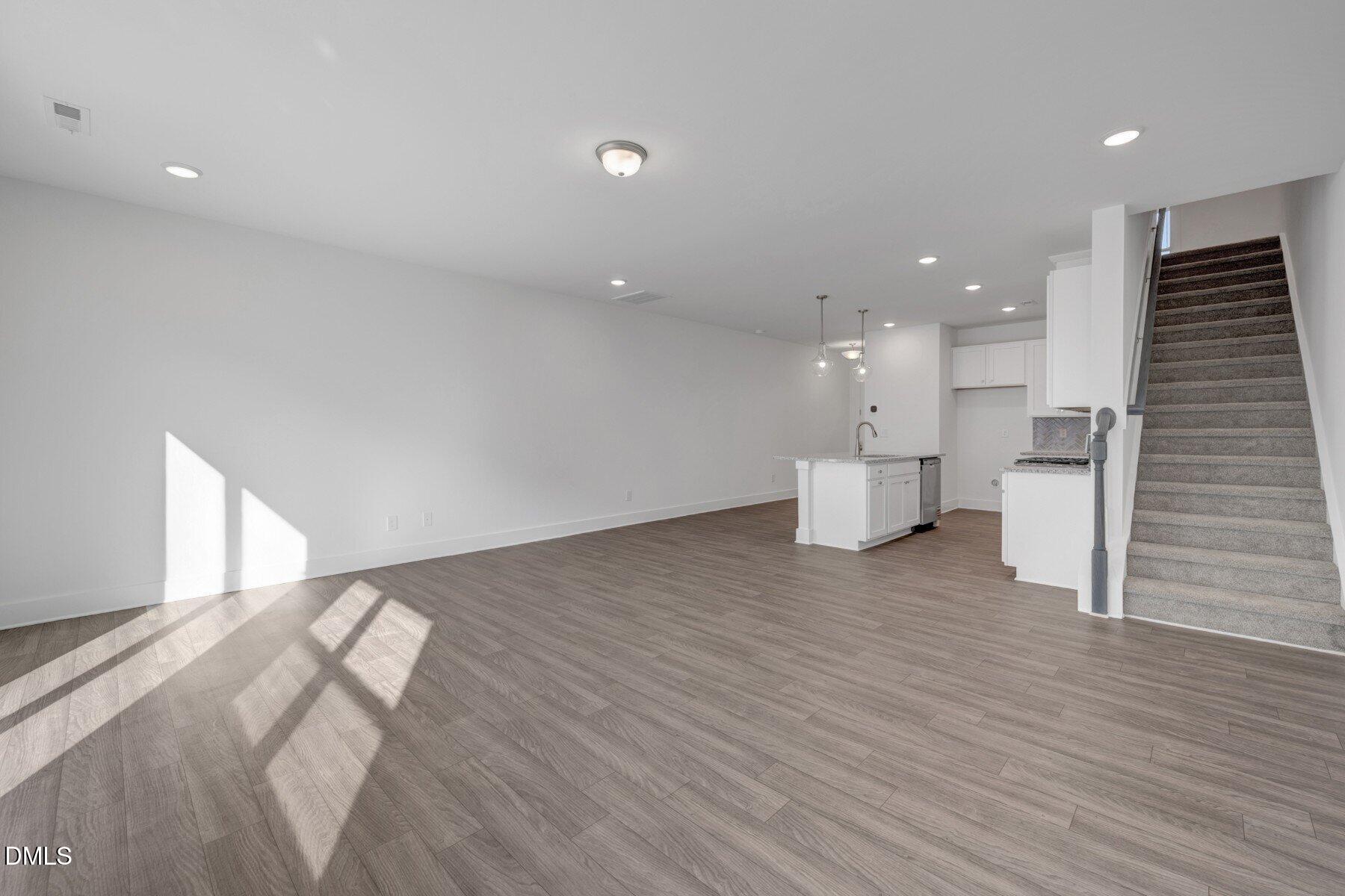 20 Serpens Drive 223