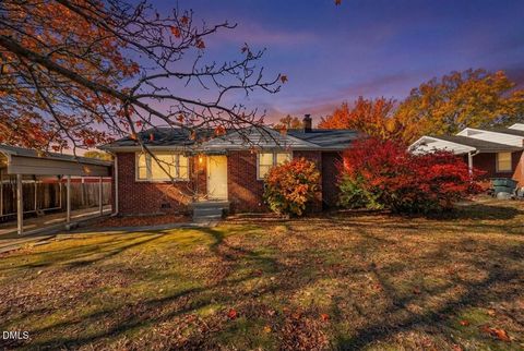 504 Walker Avenue Graham NC 27253