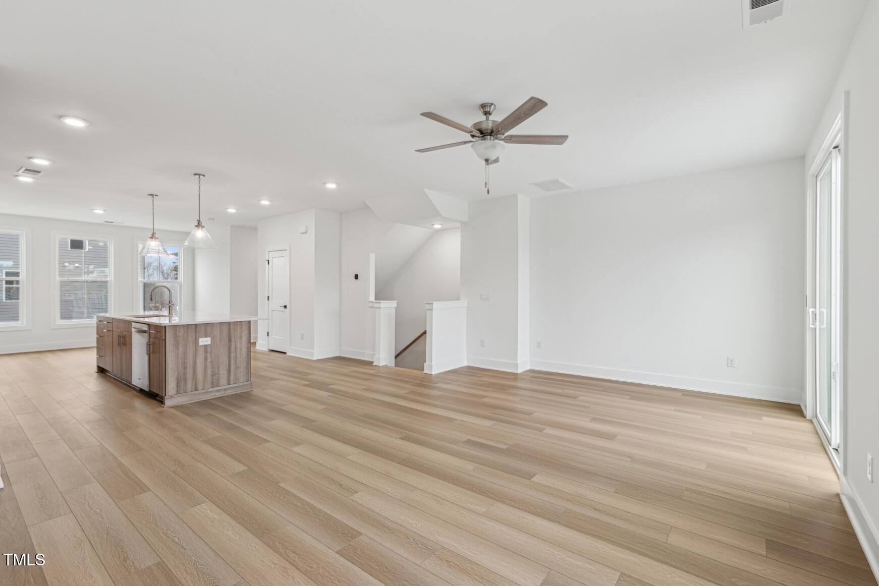 448 Billingshurst Way