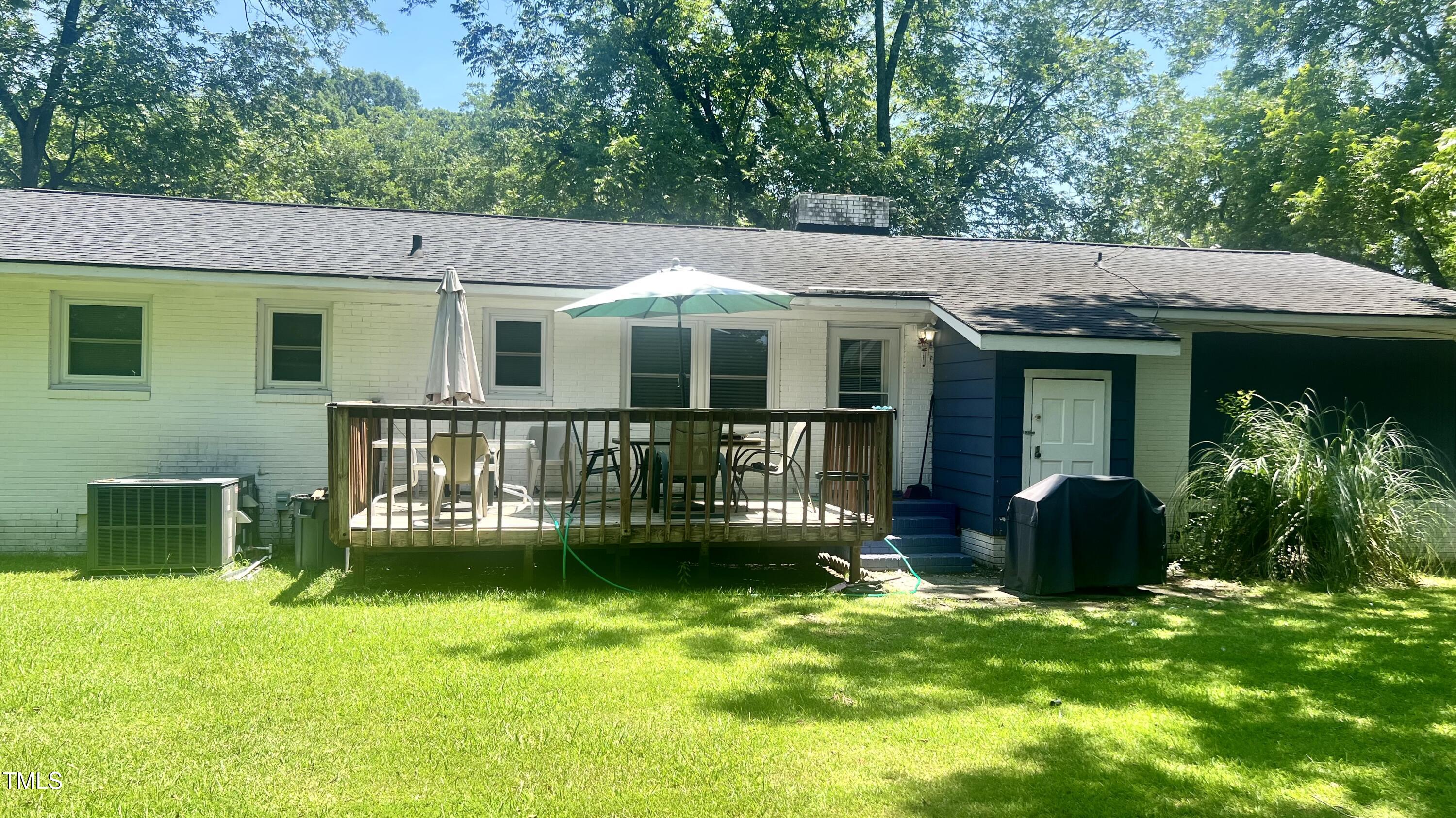 3611 Oates Drive