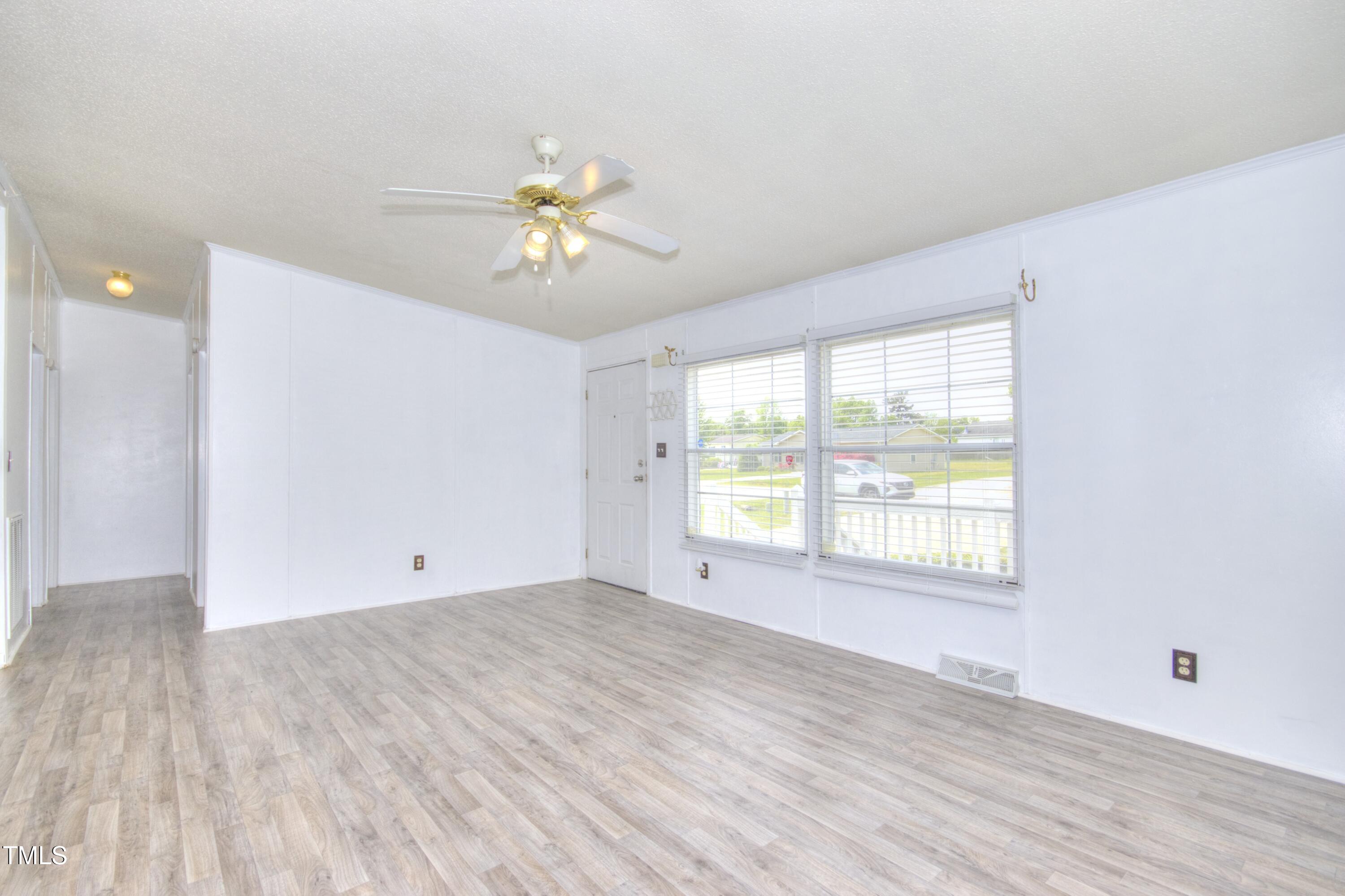 101 Redwood Circle