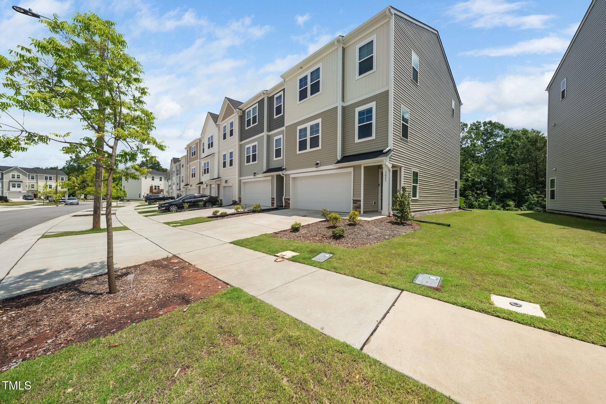 3025 Castle Loch Lane