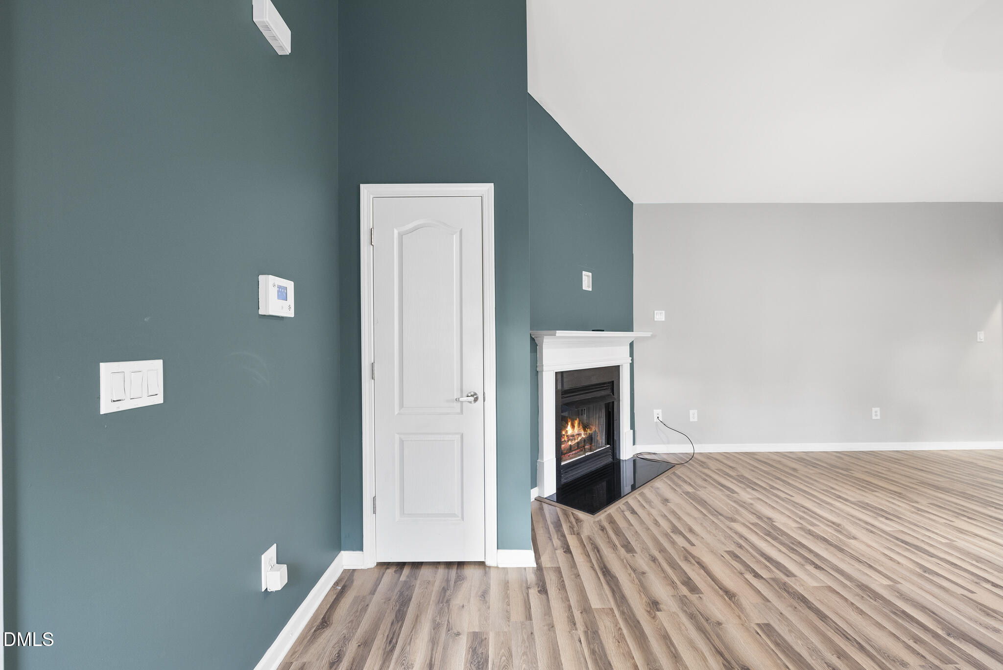 404 Cross Link Drive