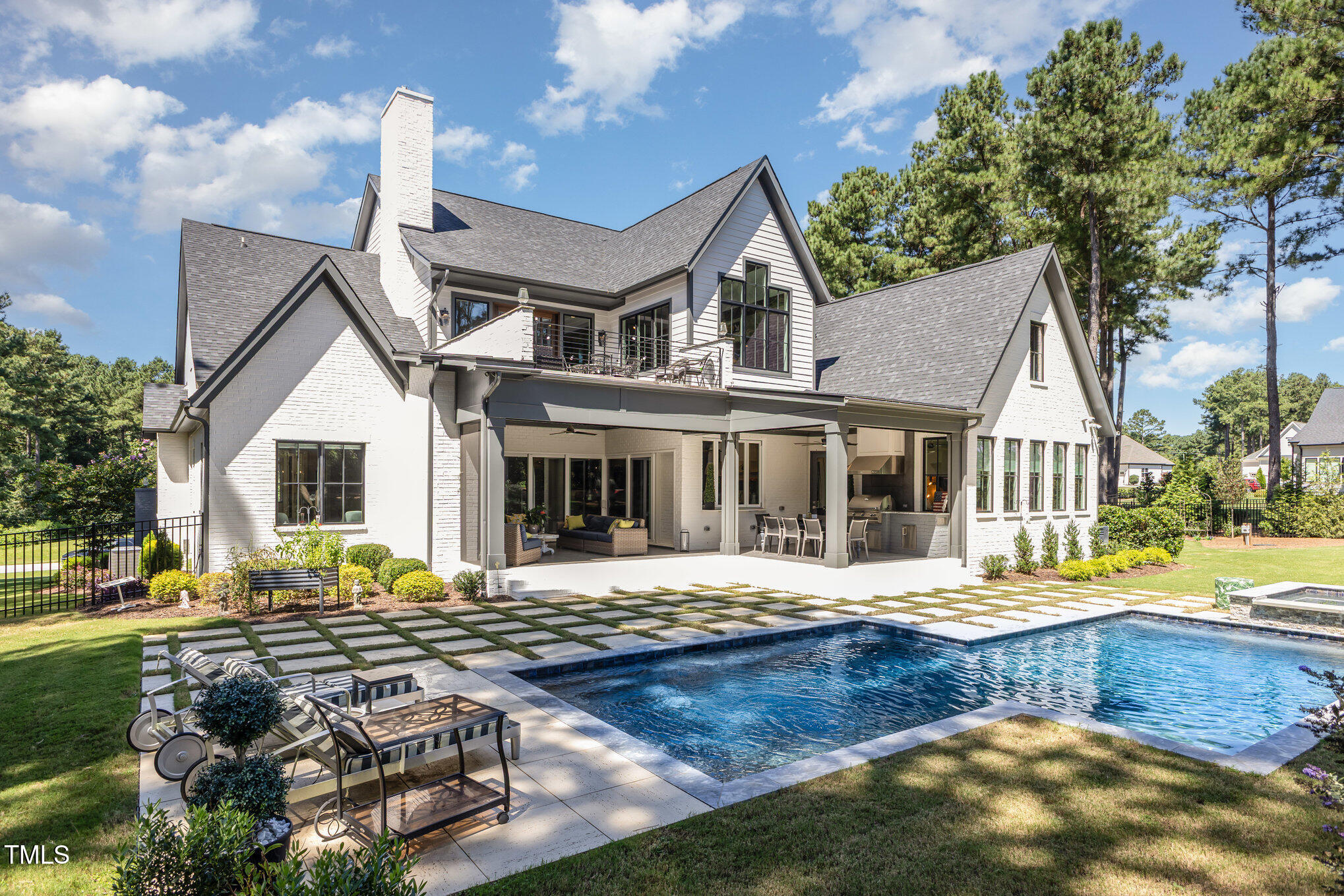 2424 Heartley Drive