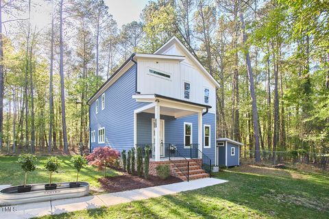 107 Hillcrest Avenue C And D Carrboro NC 27510