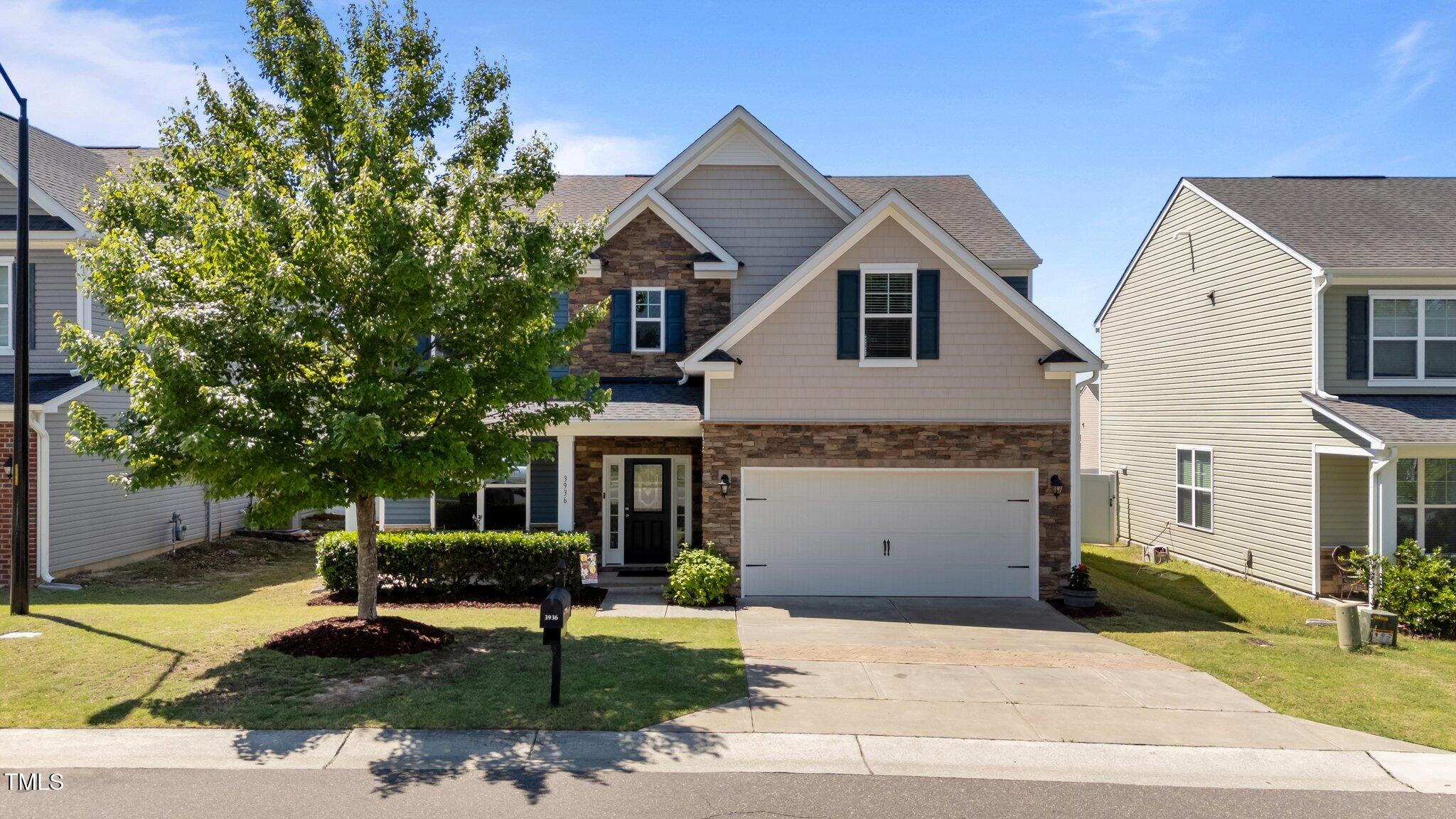 3936 White Kestrel Drive
