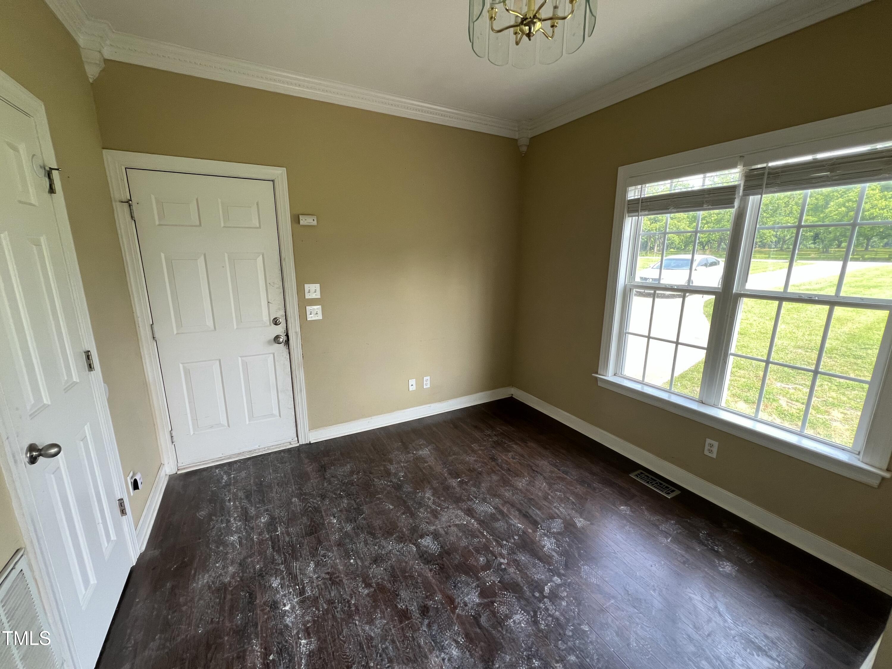 2377 Vinson Road