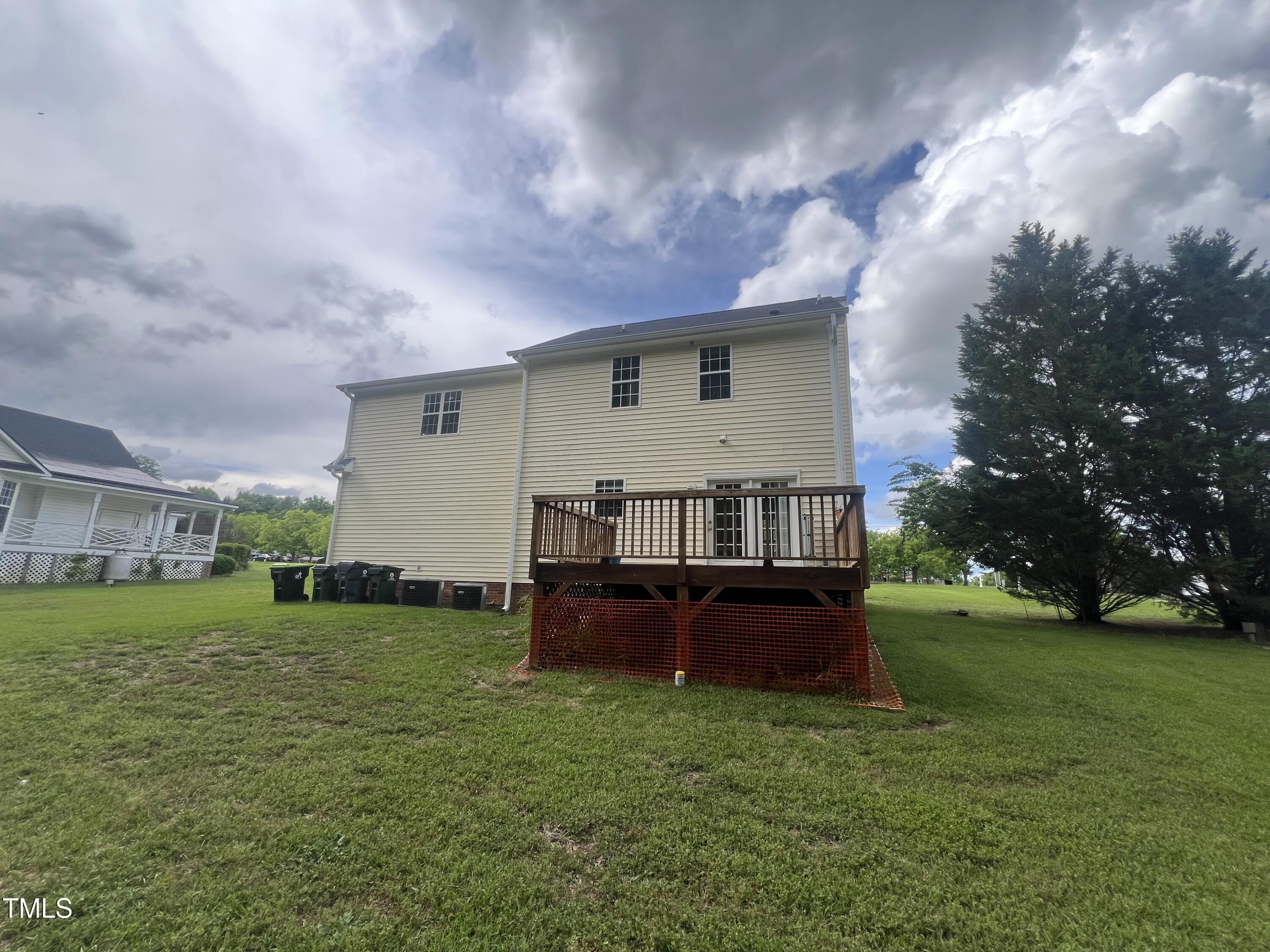 2377 Vinson Road