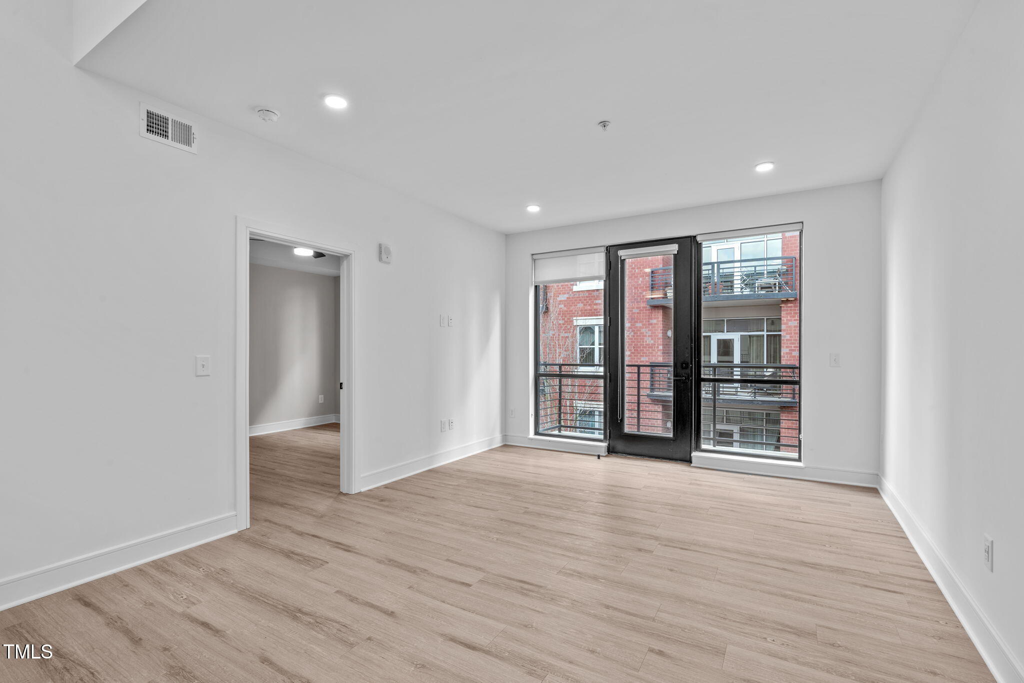 615 W Peace Street 406