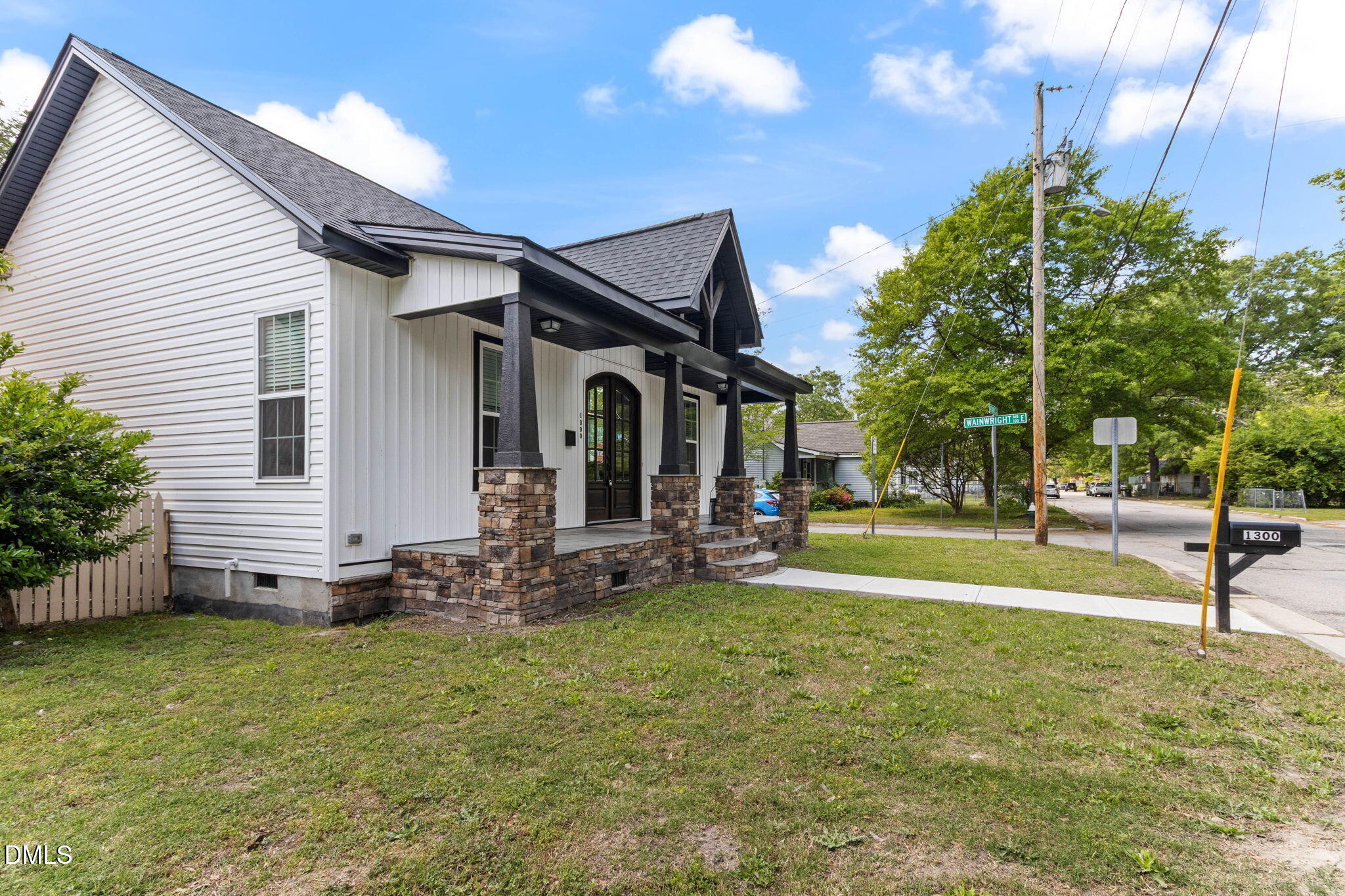 1300 Atlantic Street E