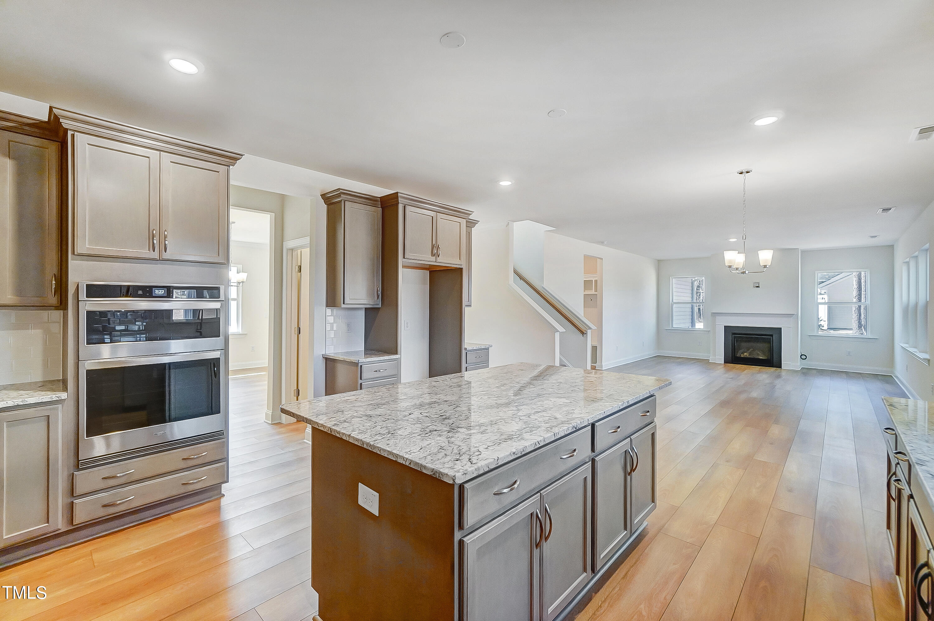 Photo 10 of 37 of 60 W Currituck Circle house