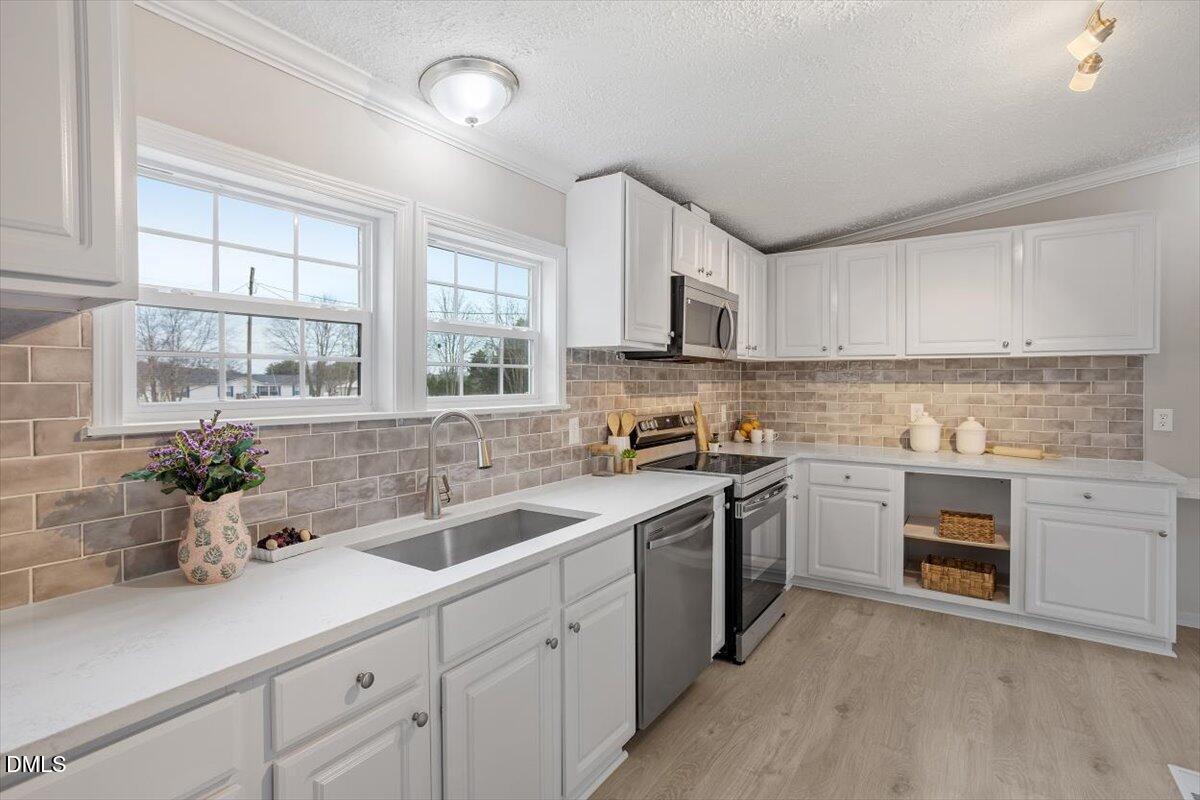 6922 Great Swamp Loop