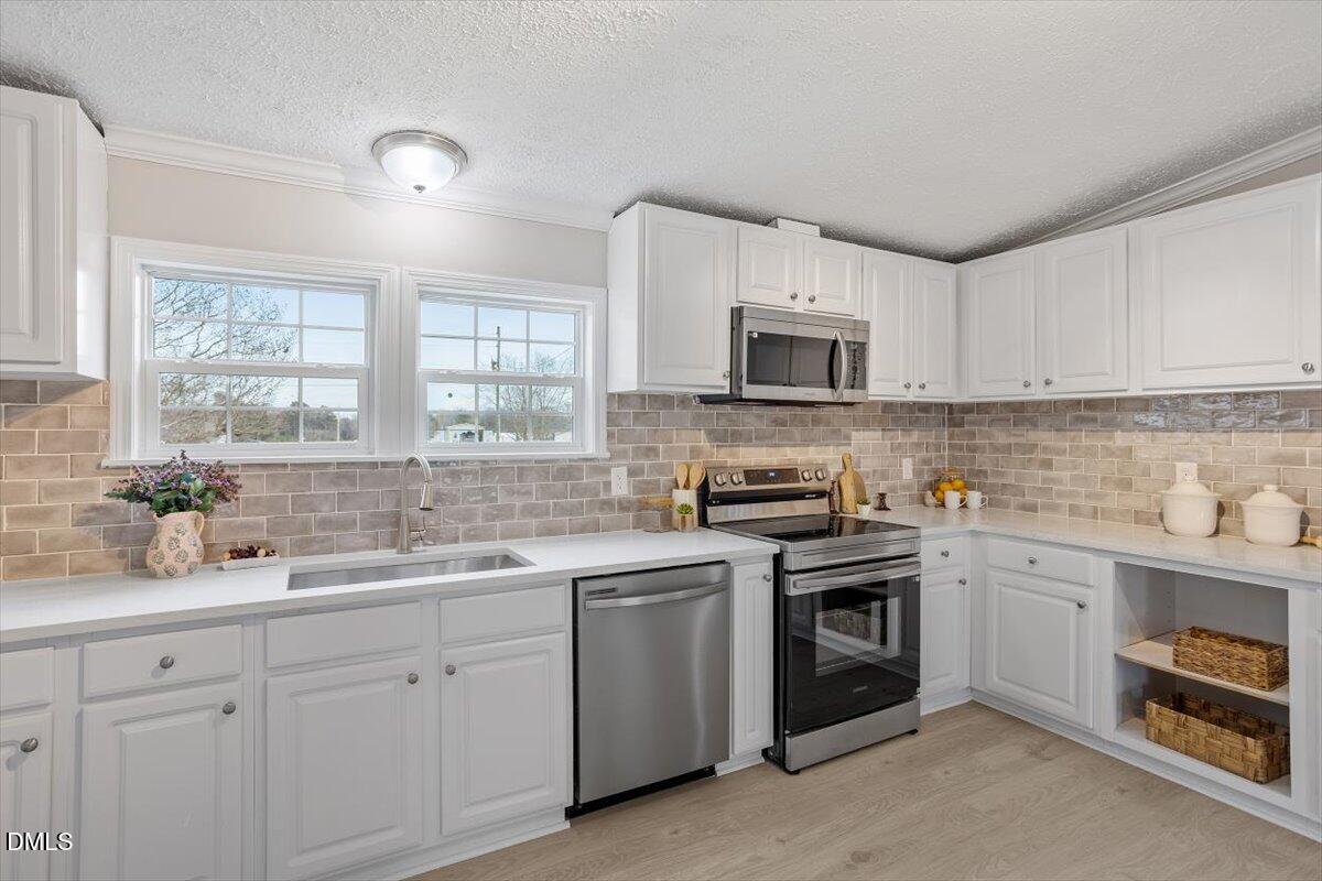 6922 Great Swamp Loop