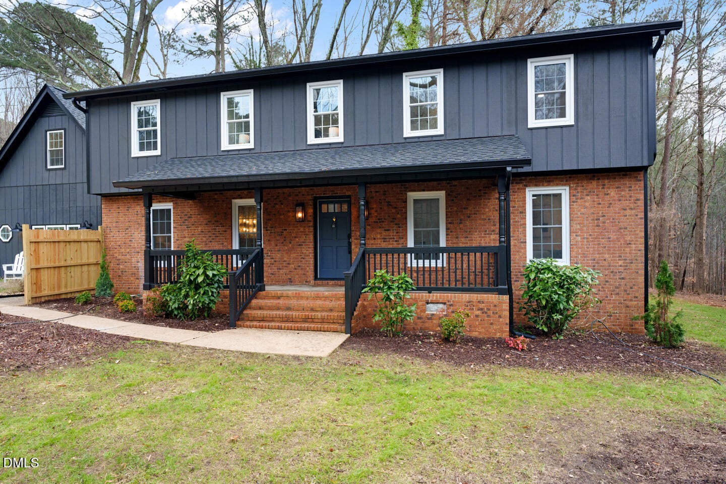 5425 Live Oak Trail
