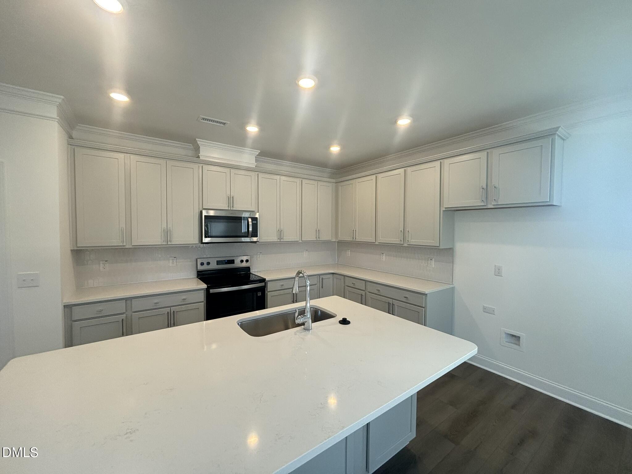 576 Highview Drive 40