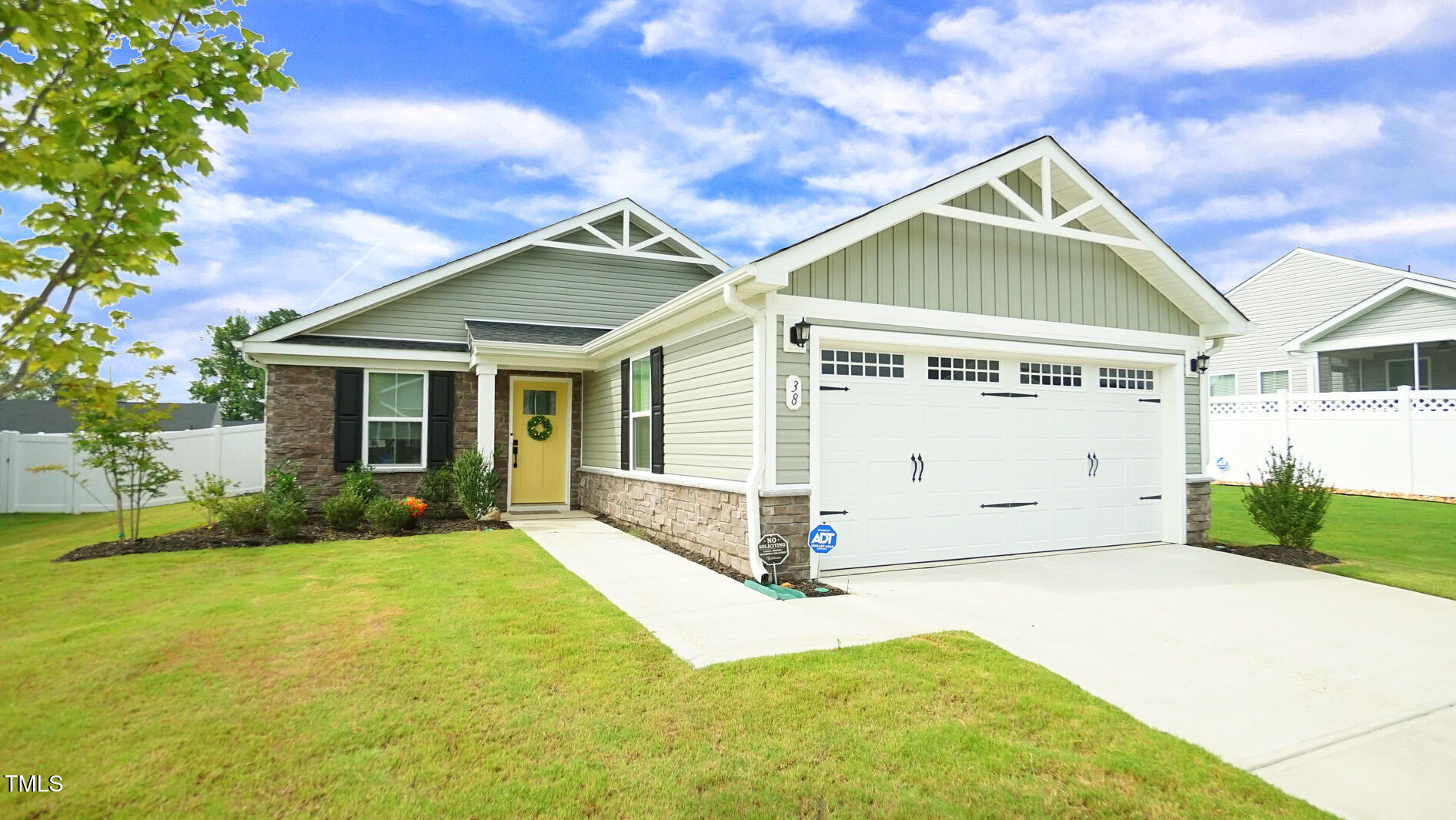 38 Clove Hitch Lane