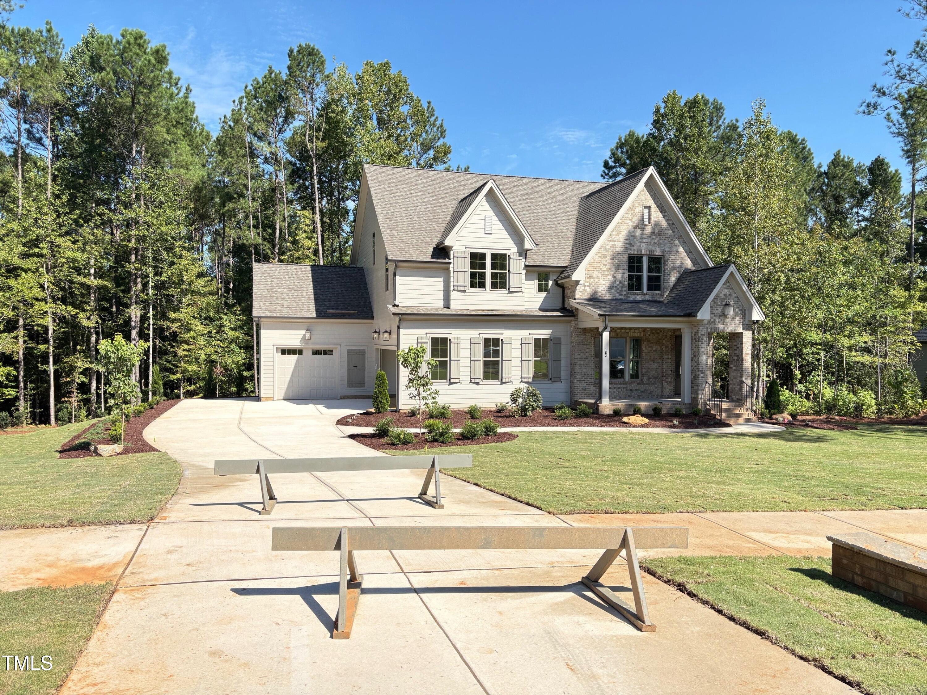 162 Gaines Trail