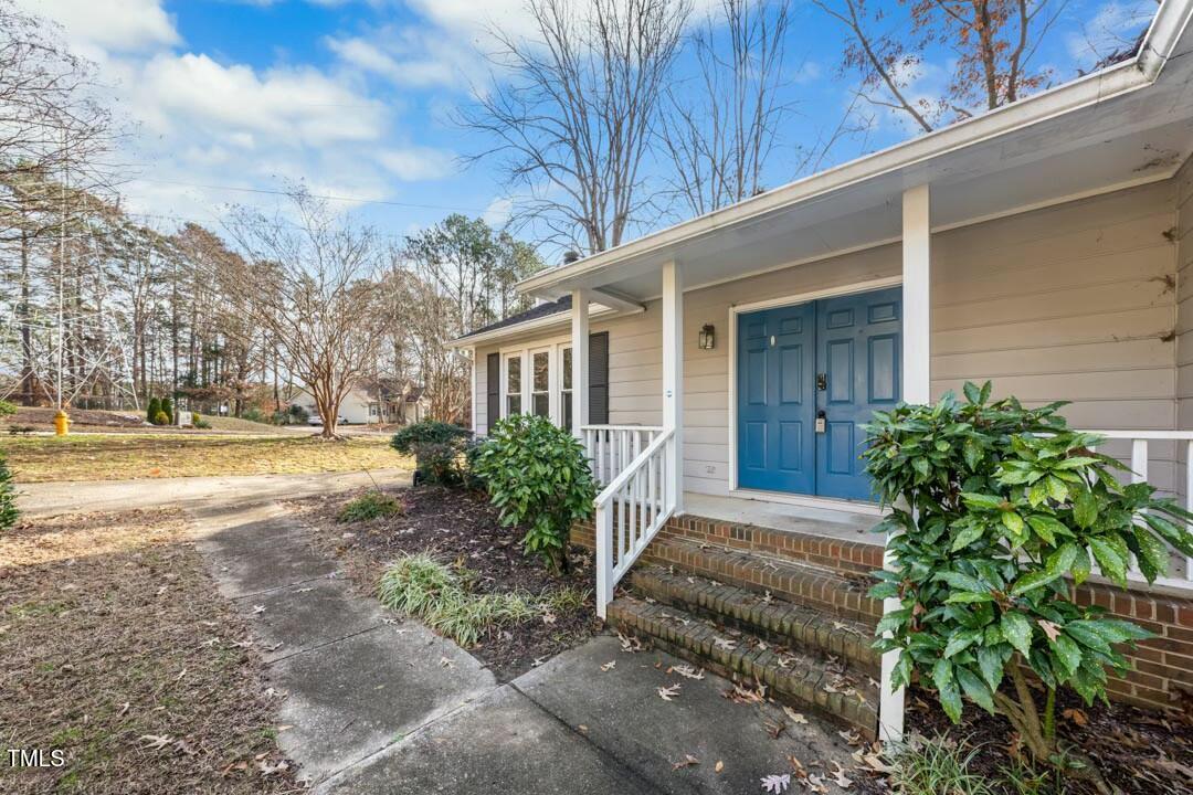 312 Burkwood Lane