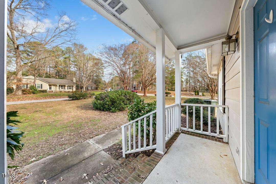 312 Burkwood Lane