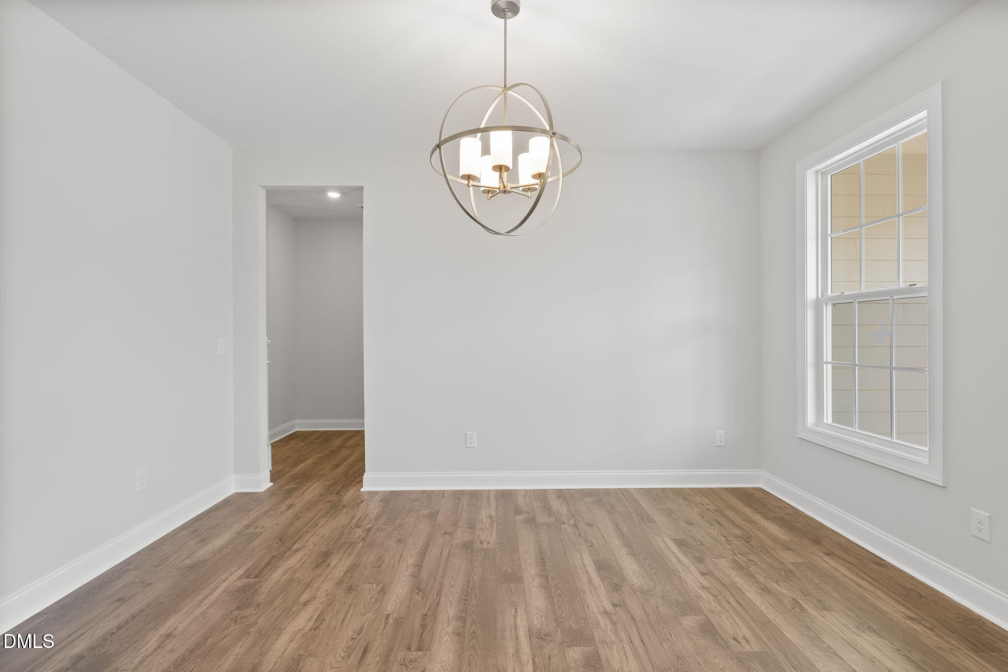 621 Metroliner Place