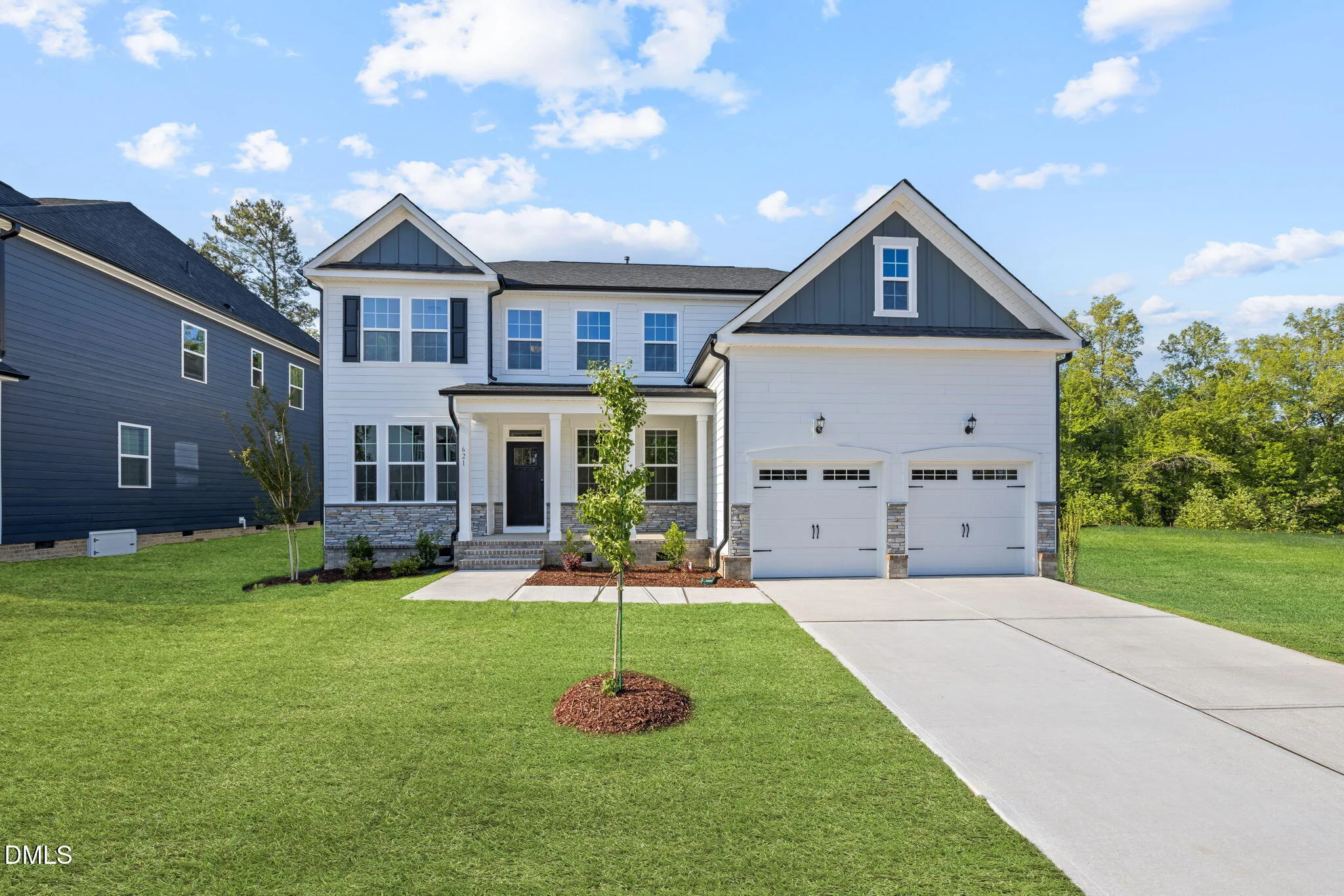621 Metroliner Place