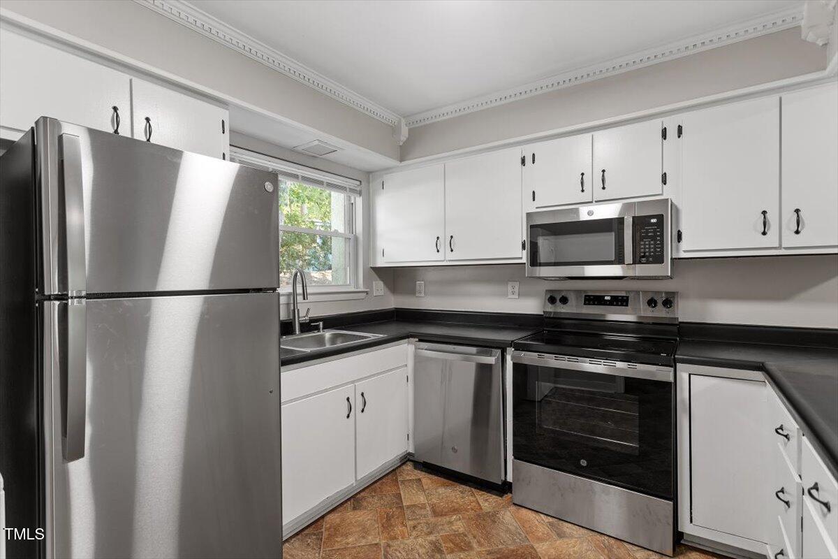 7108 Longstreet Drive A