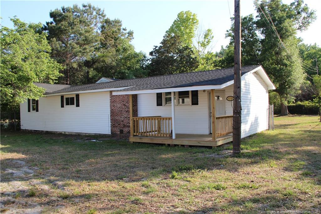 5211 Red Maple Lane