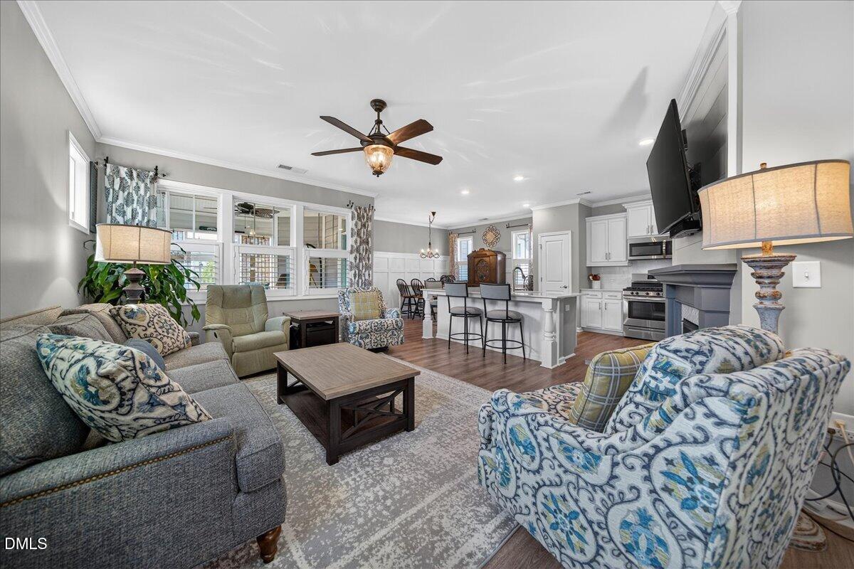 6409 Expertise Avenue