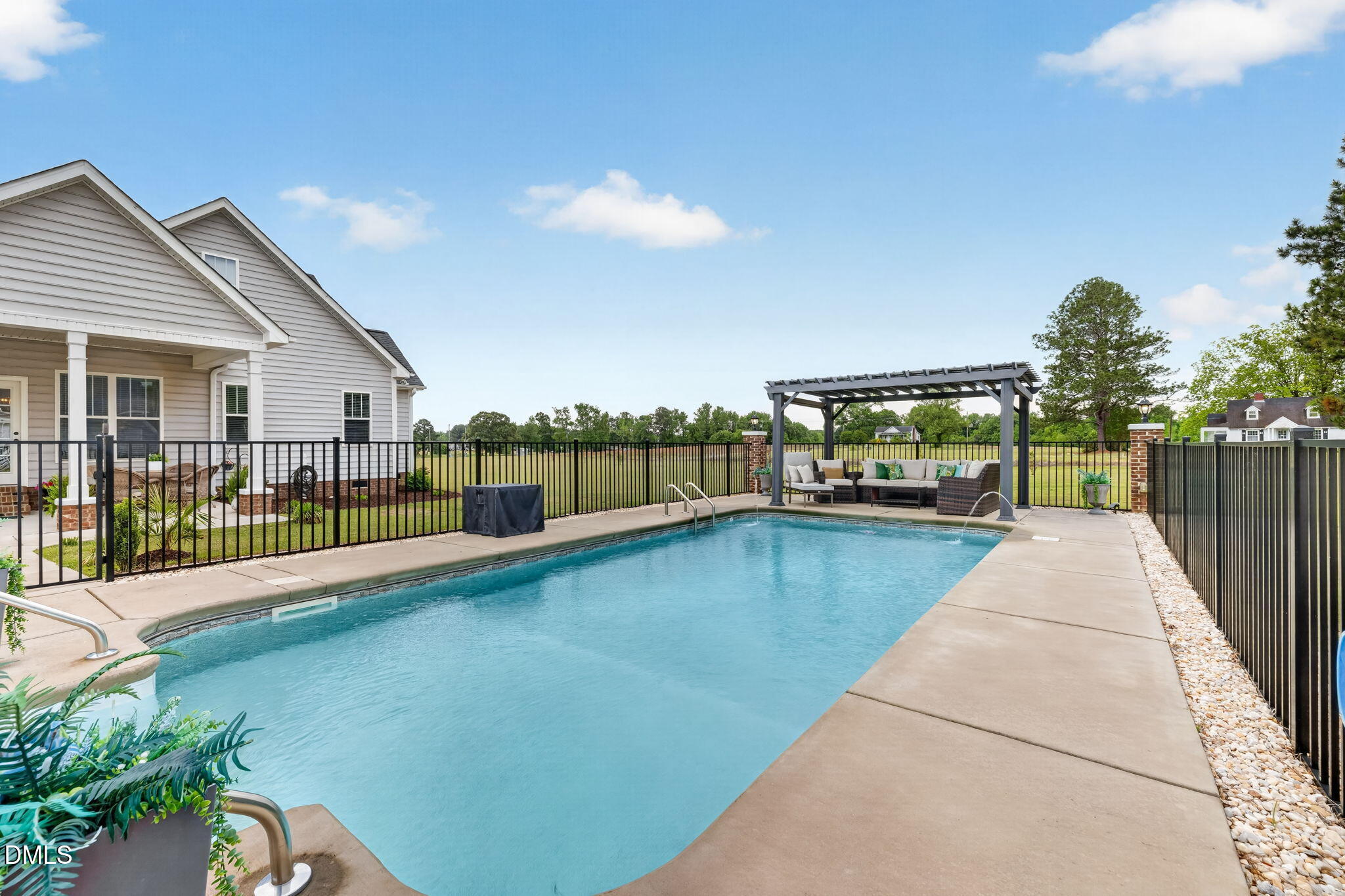 534 Herring Road