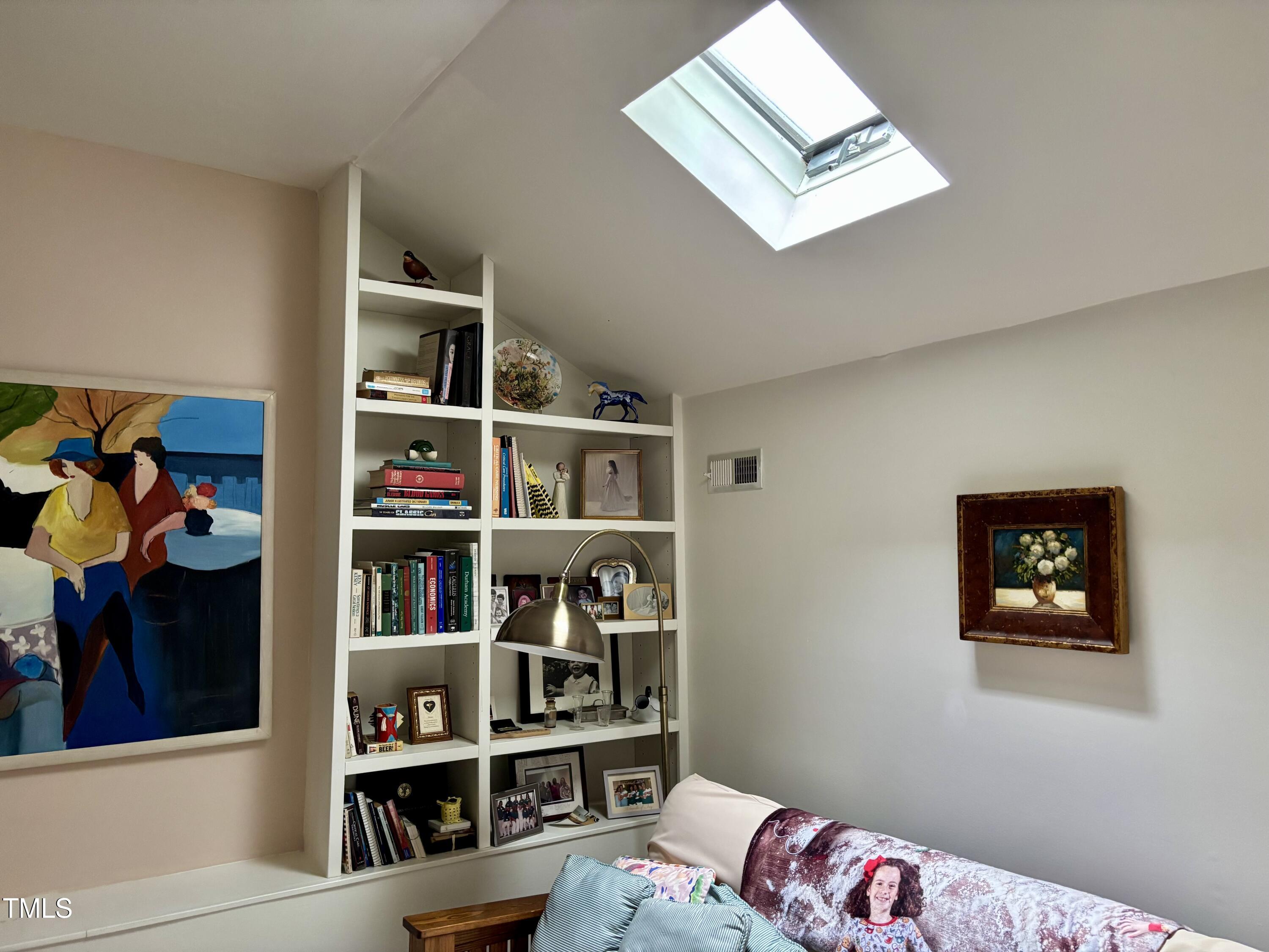 Durham, North Carolina 27707, United States, 4 Bedrooms Bedrooms, ,3 BathroomsBathrooms,Residential,Active,191805