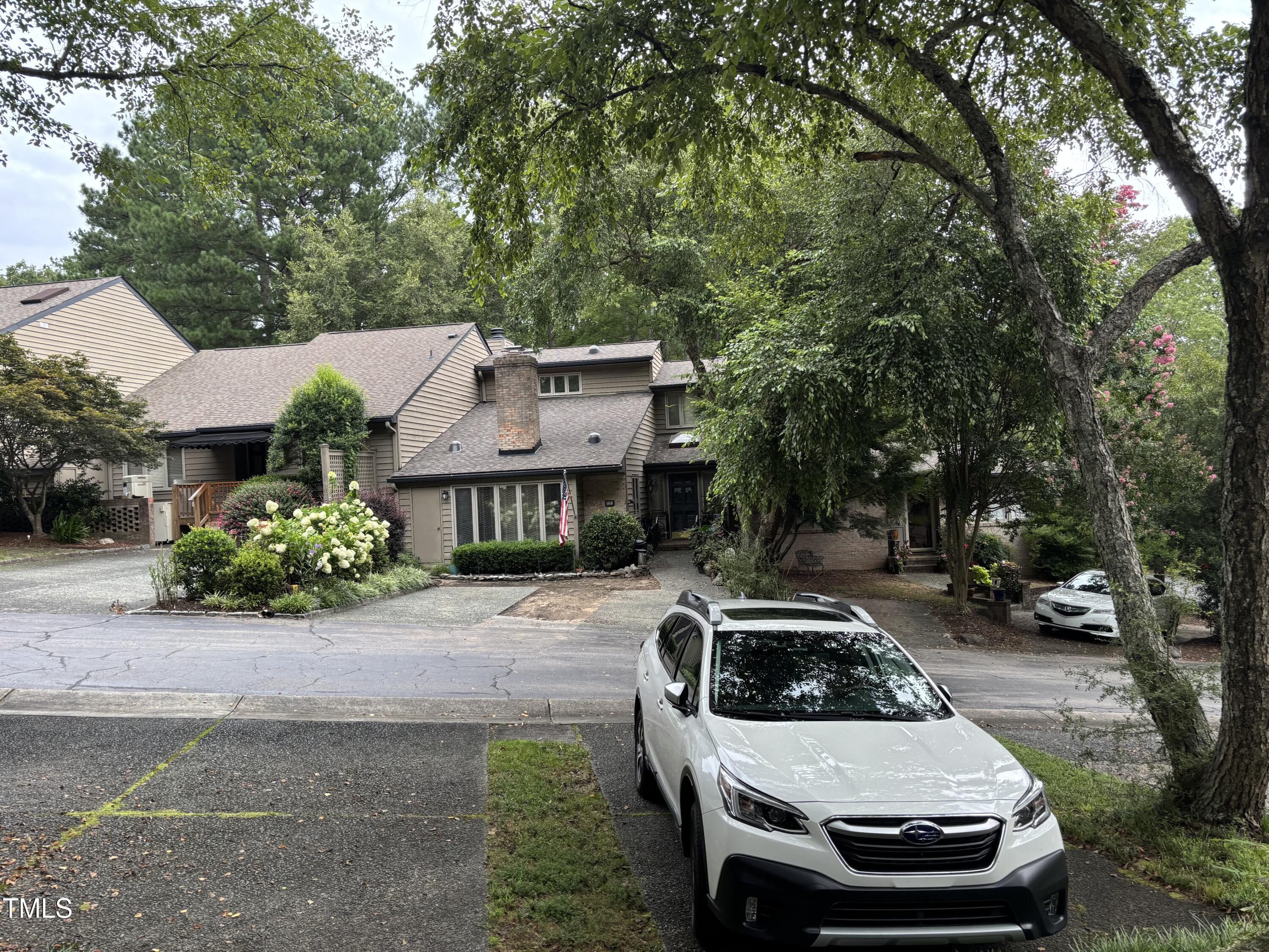 Durham, North Carolina 27707, United States, 4 Bedrooms Bedrooms, ,3 BathroomsBathrooms,Residential,Active,191805