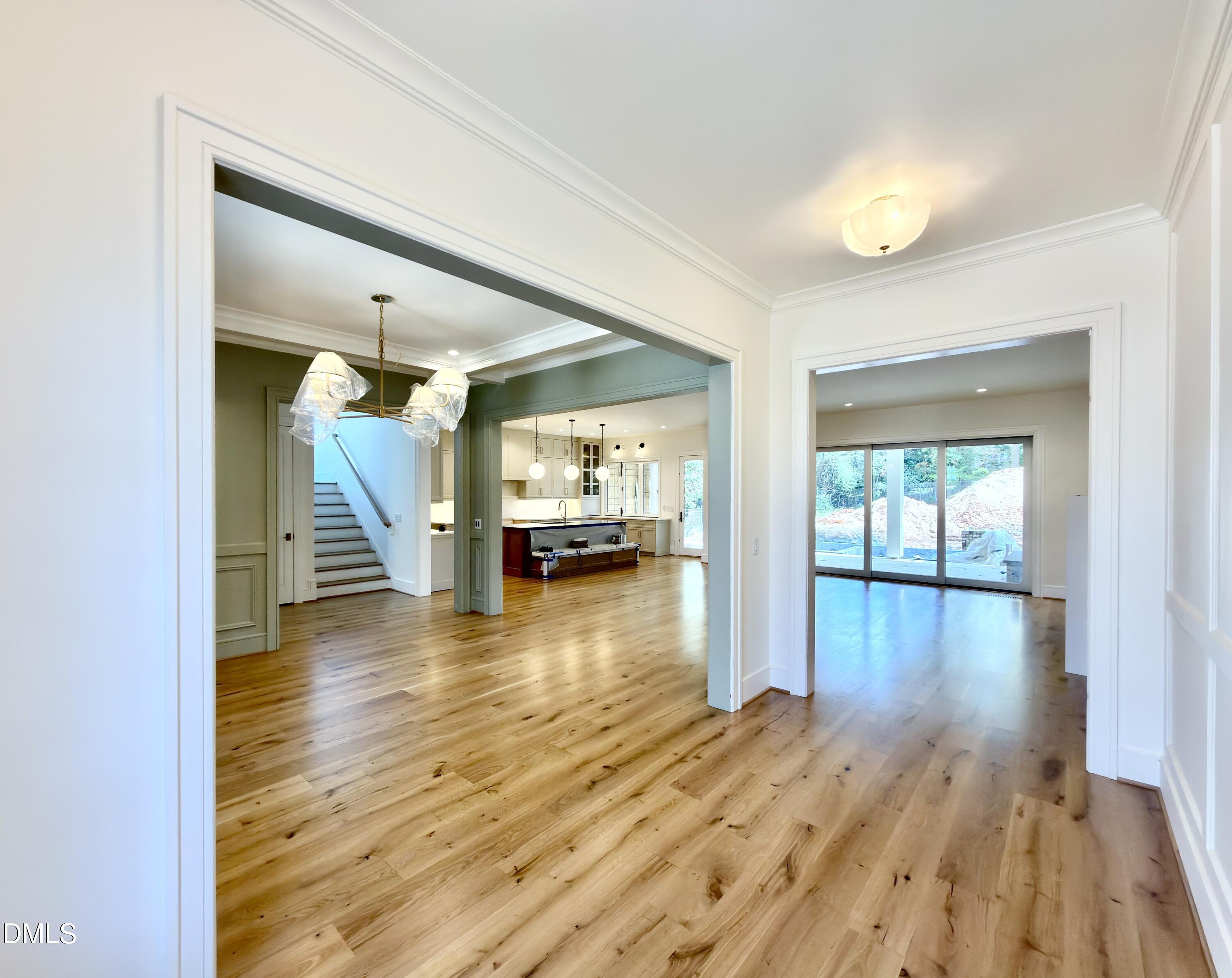 1718 Piccadilly Lane