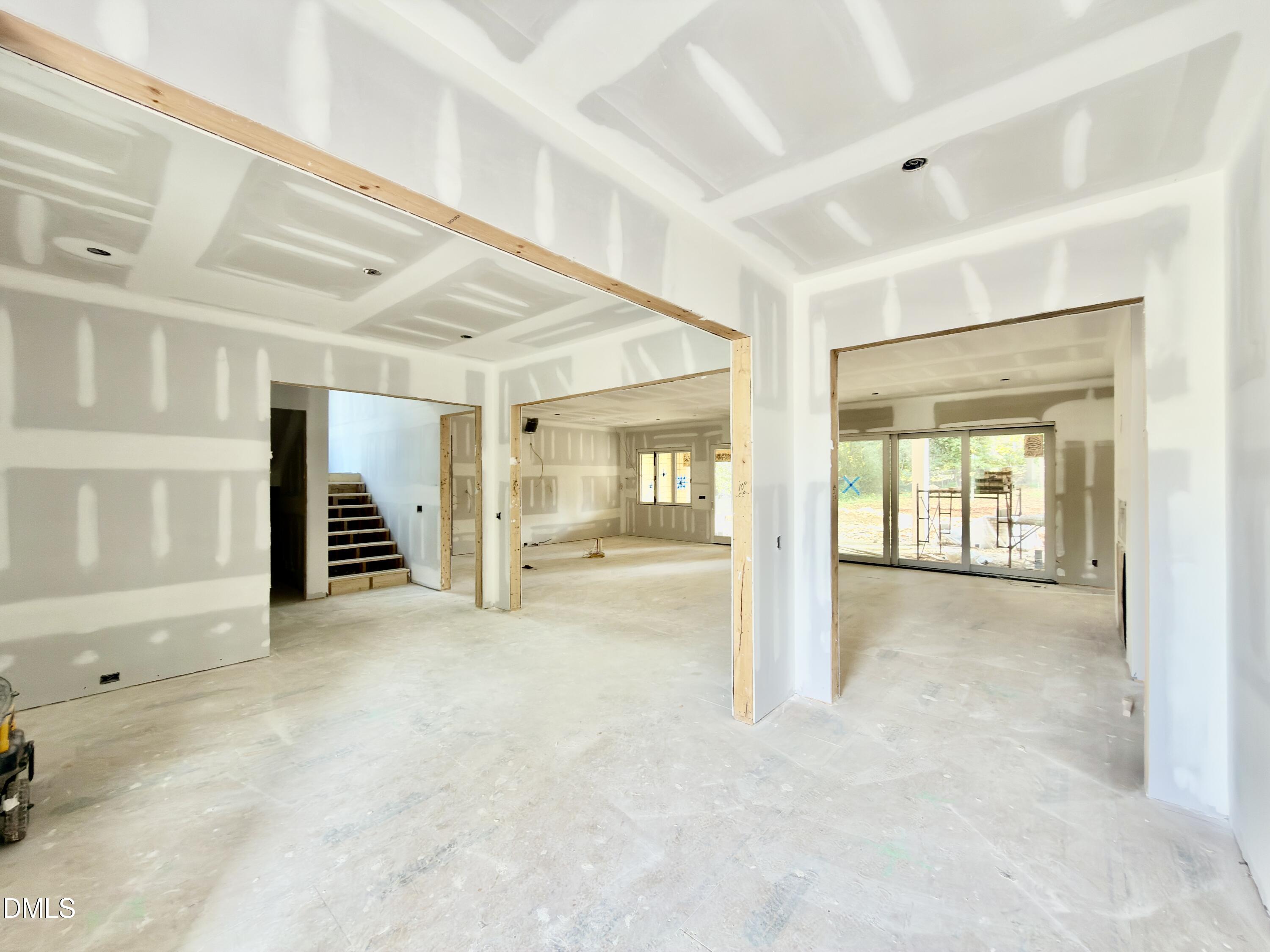 1718 Piccadilly Lane