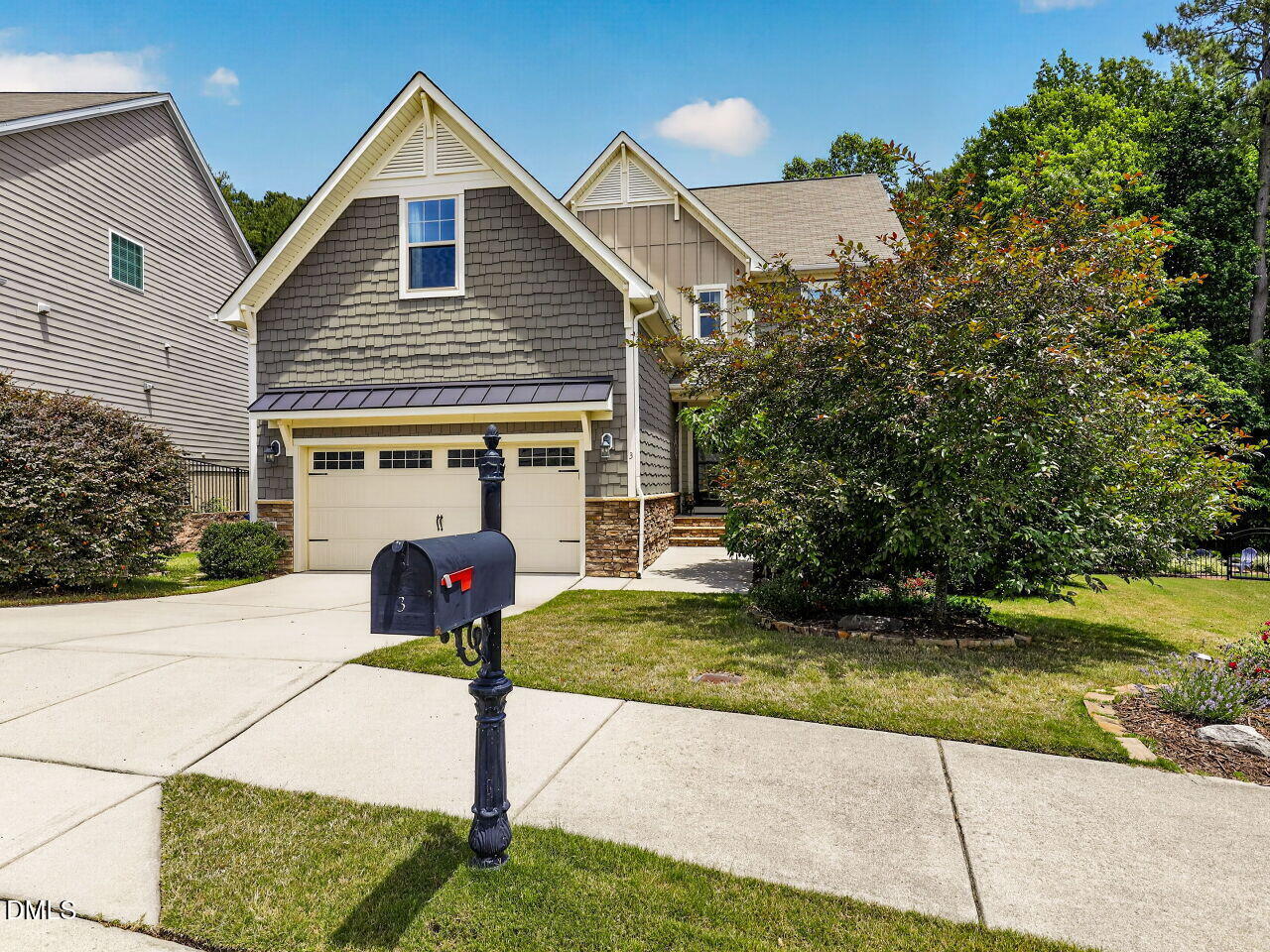 3 Bougainvillea Court