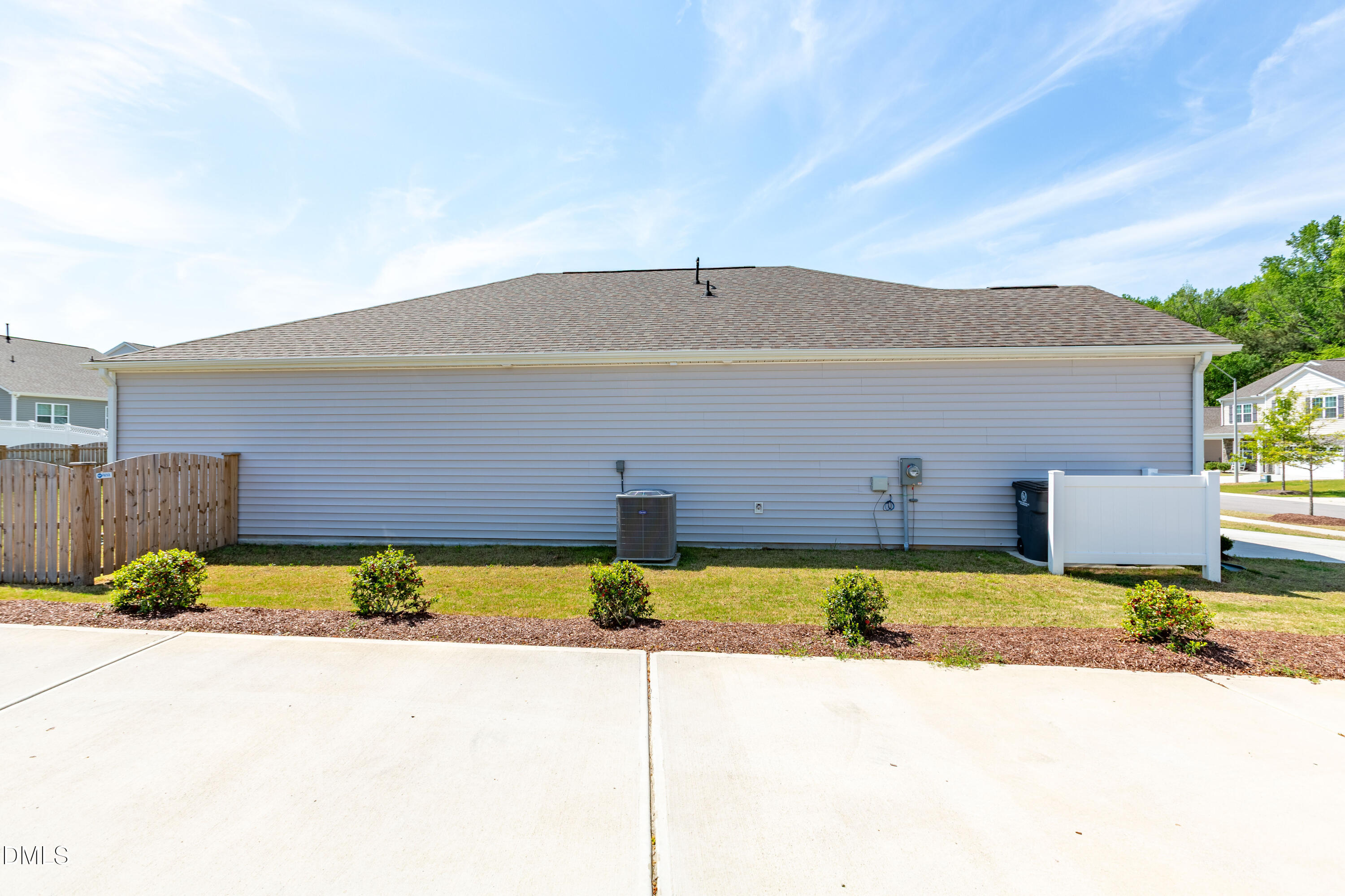 1015 Saddlebrook Drive
