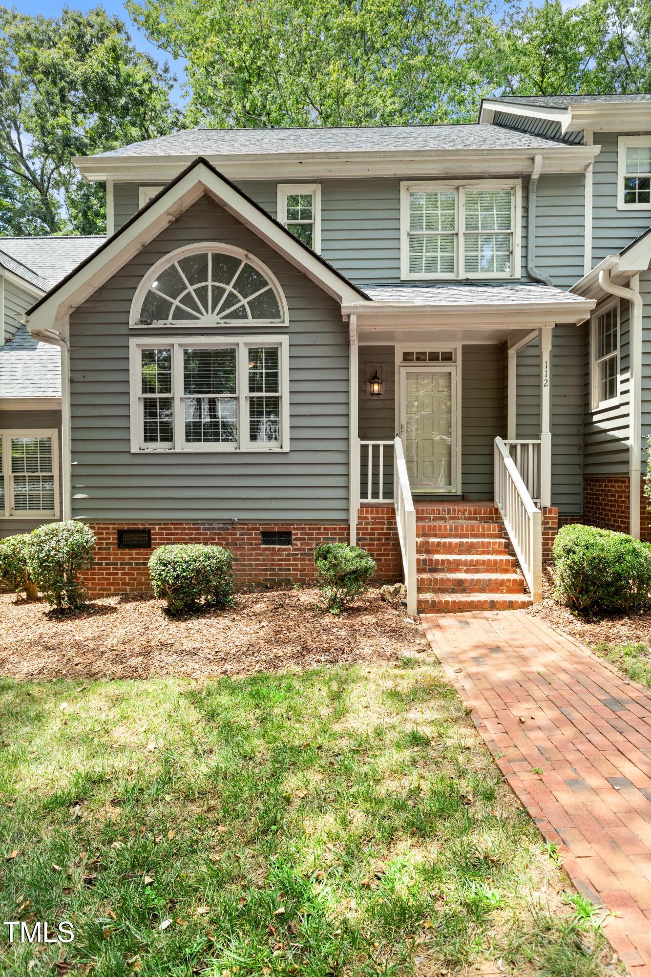 112 Lomond Lane