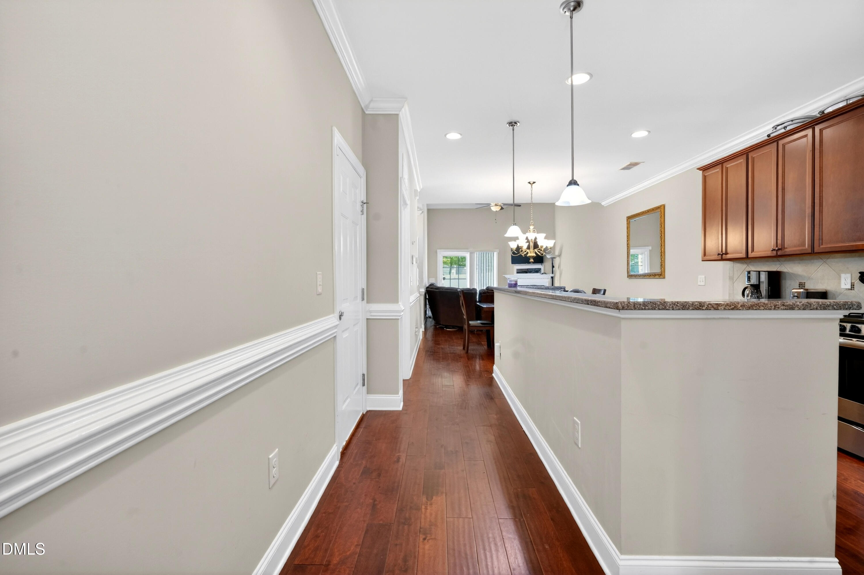 1061 Monmouth Loop