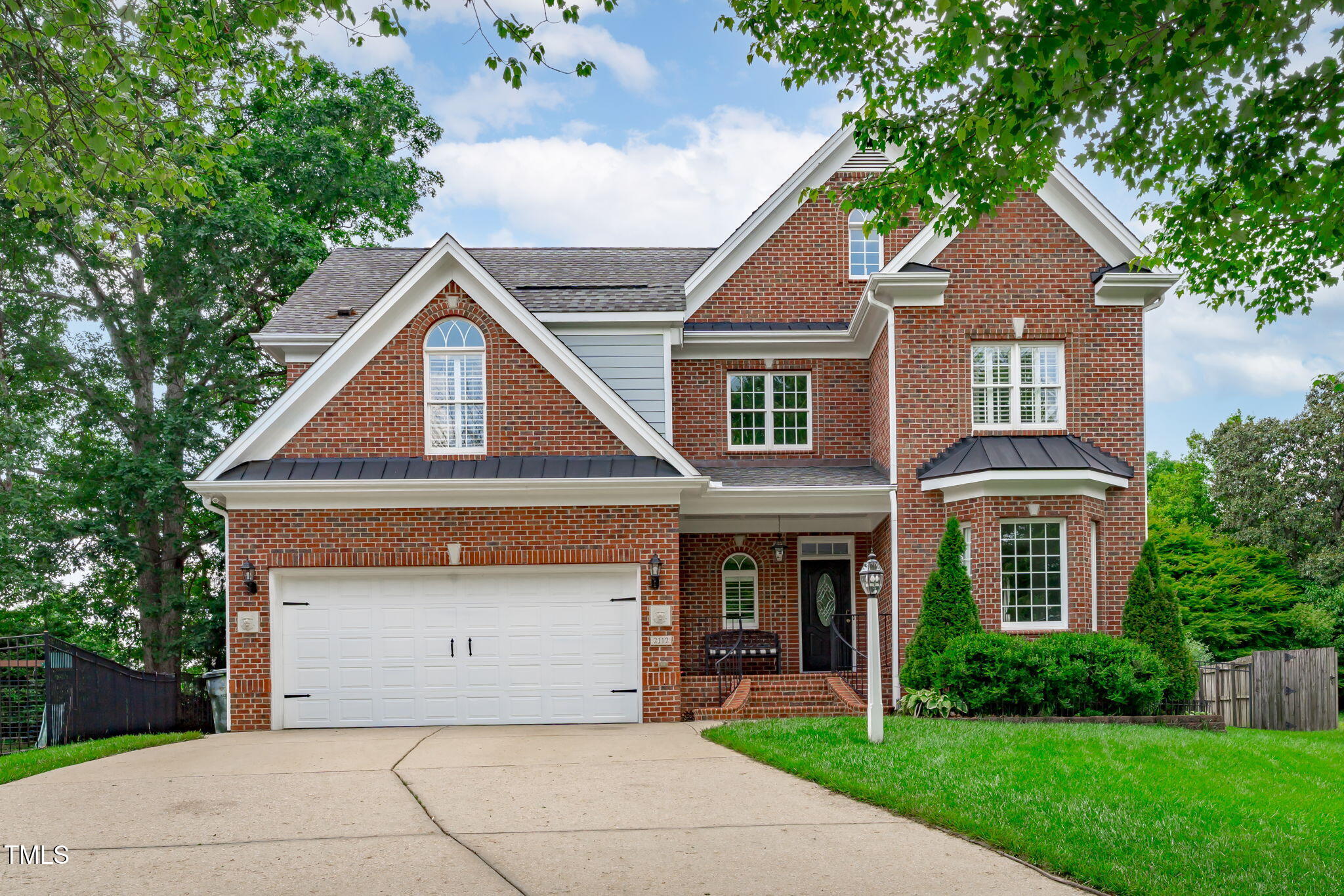 2112 Tulare Court