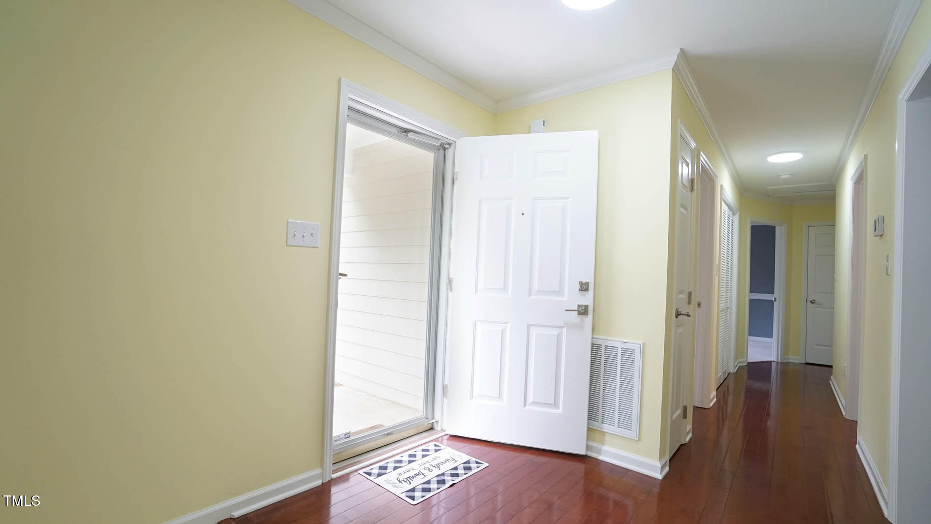 8001 Flanagan Place