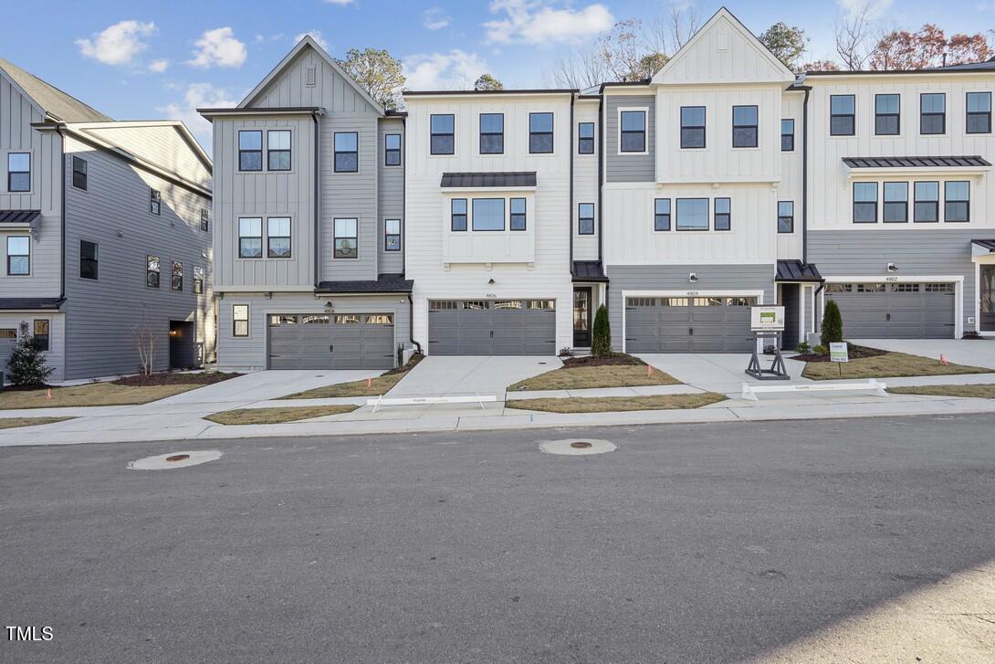 4607 Mint Leaf Lane
